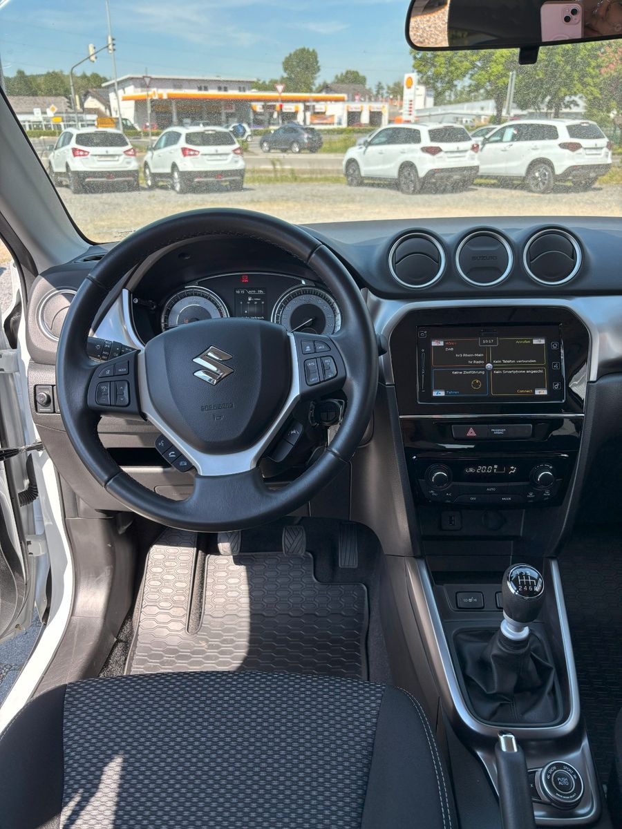 Suzuki Vitara 1.4 Mild-Hybrid 4x4 - Samsaru's Car Outlet