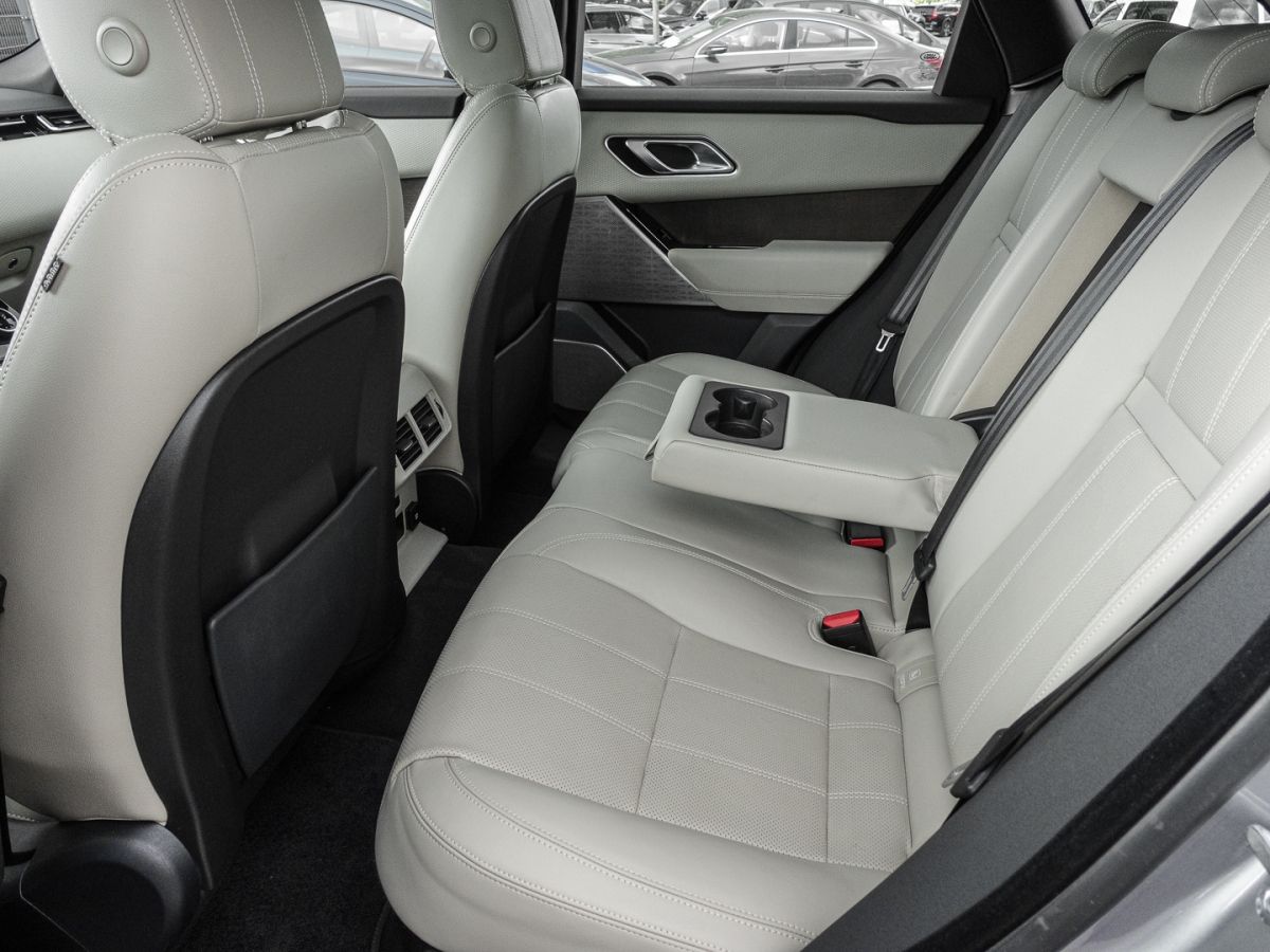 Range Rover Velar 2.0 d R-Dynamic - Samsaru's Car Outlet