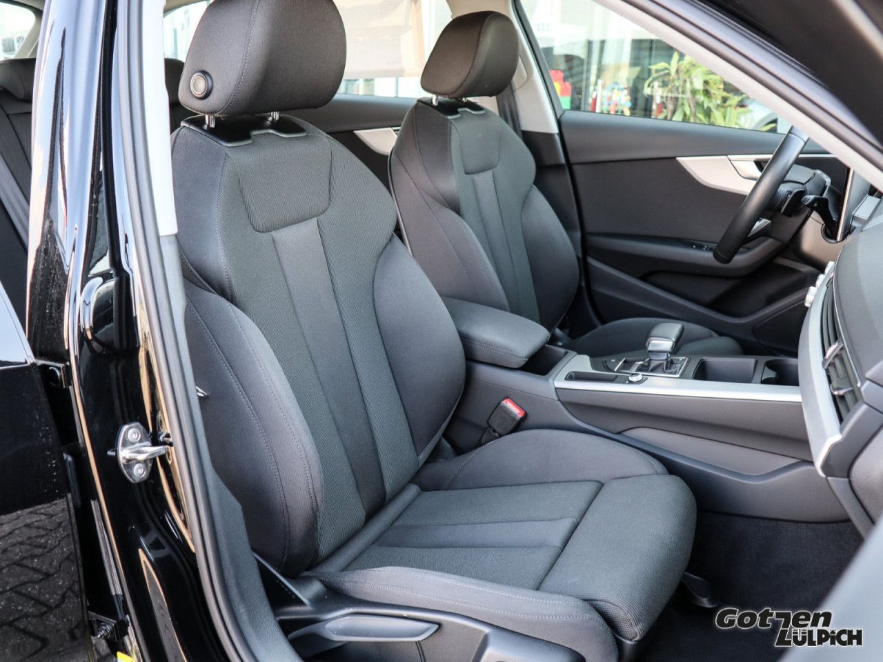 Audi A4 Avant 35 TDI advanced - Samsaru's Car Outlet