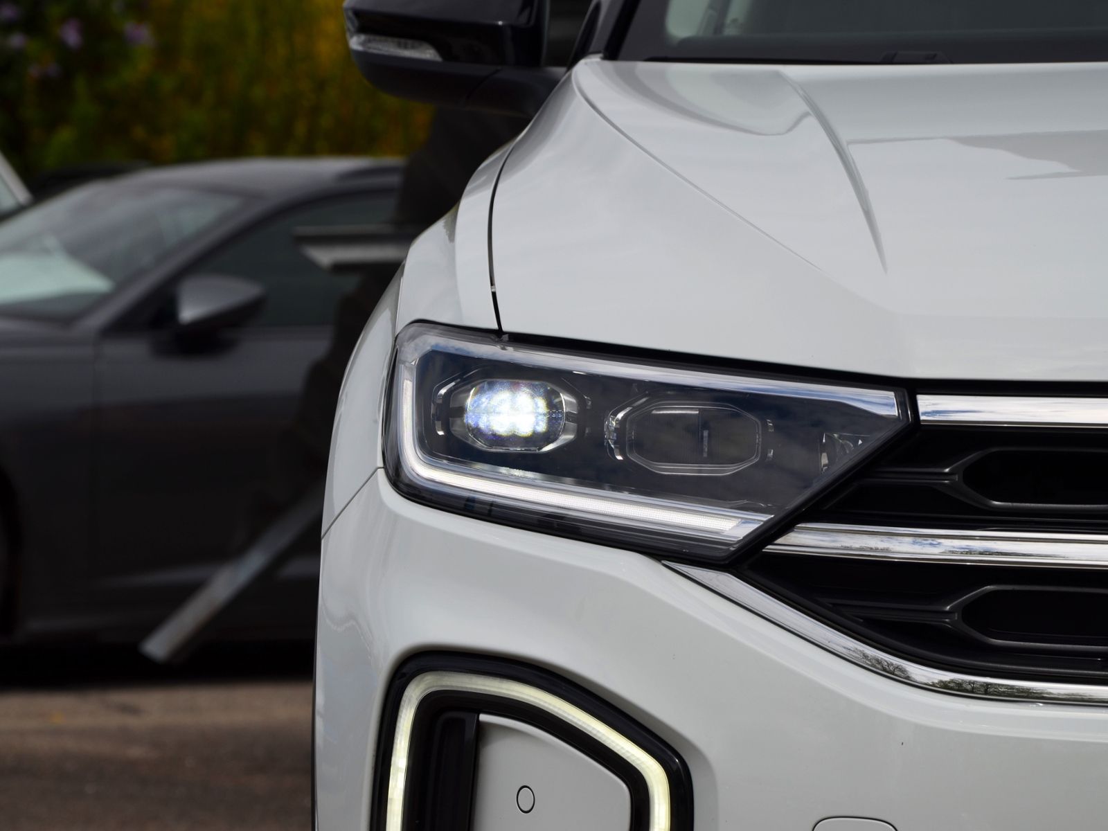 Volkswagen T-Roc PA Style 1.5 TSI - Samsaru's Car Outlet