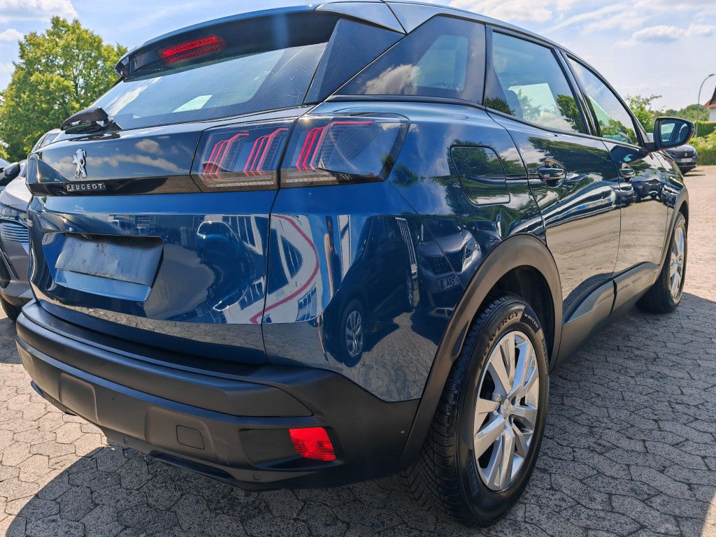 Peugeot 3008 PureTech 130 EAT8 - Samsaru's Car Outlet