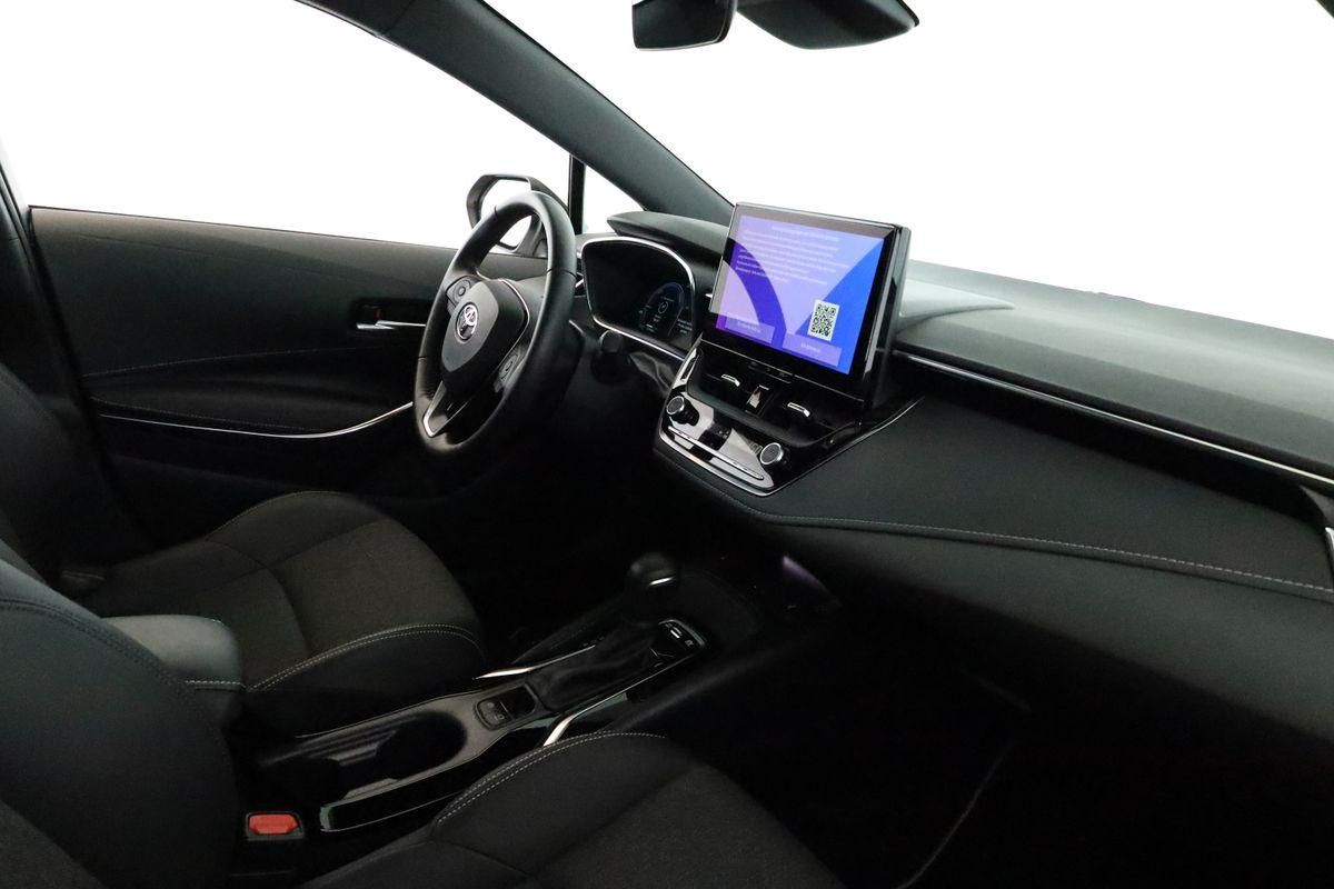 Toyota Corolla Touring Sports 1.8 CVT Team D Navi Kam