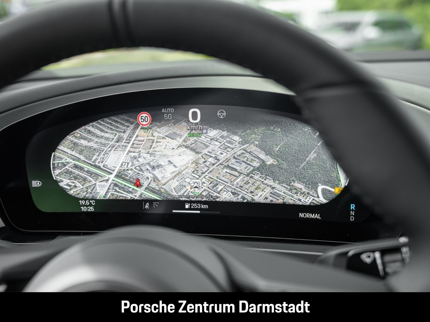 Porsche Macan 4 - Samsaru's Car Outlet