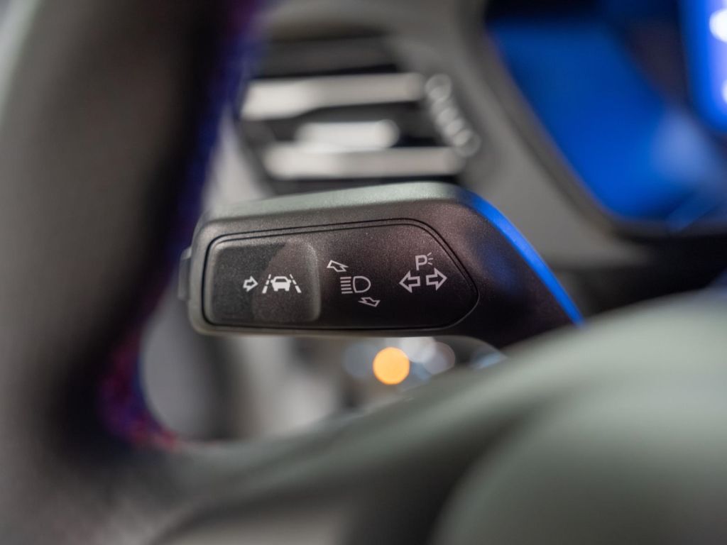 Ford Focus 1.0 MHEV Aut. ST-Line X Navi Matrix-LED AC