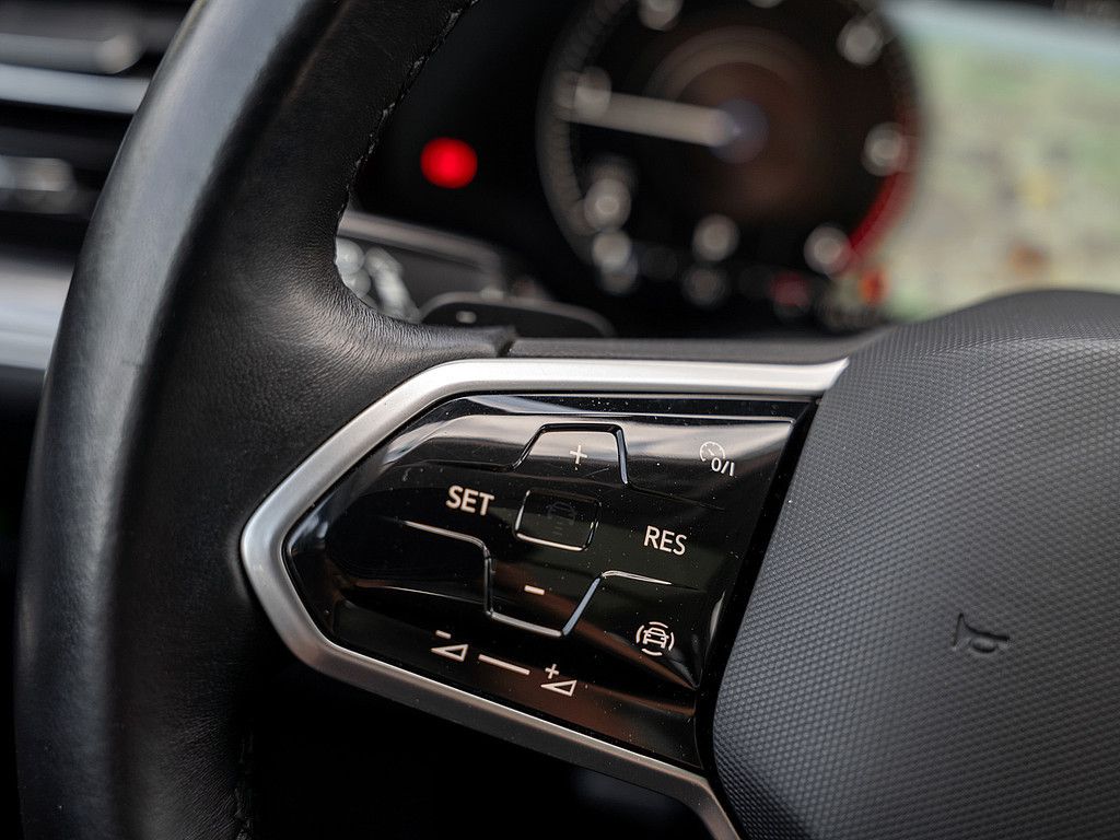 Volkswagen Touareg 3.0 V6 TDI Elegance 4M - Samsaru's Car Outlet