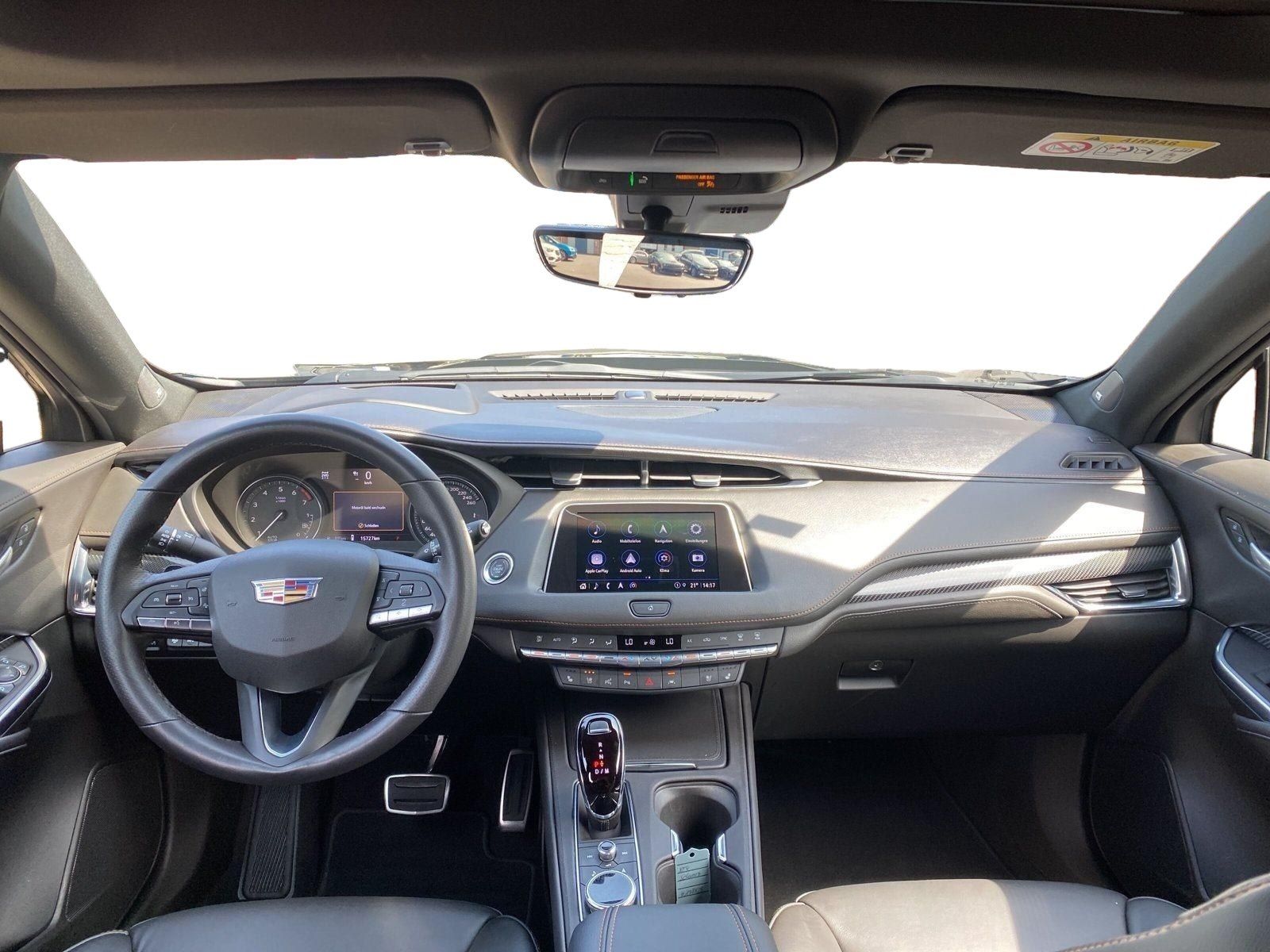 Cadillac XT4 2.0 T Sport AWD LED+Panorama+Navi