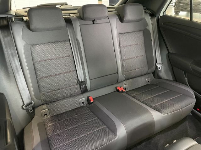 Volkswagen T-Roc 1.5 DSG Sport - Samsaru's Car Outlet