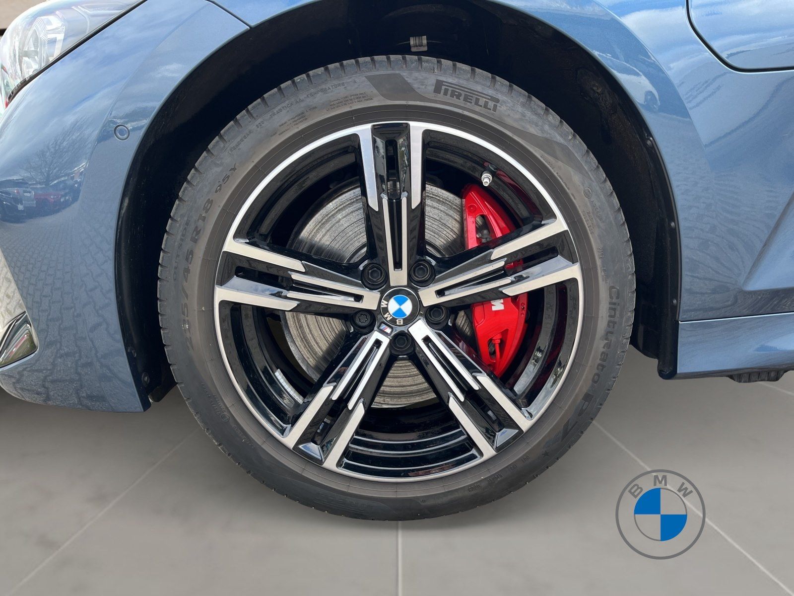 BMW 330e xDrive Touring M Sport Pro AHK Pano ACC H/K