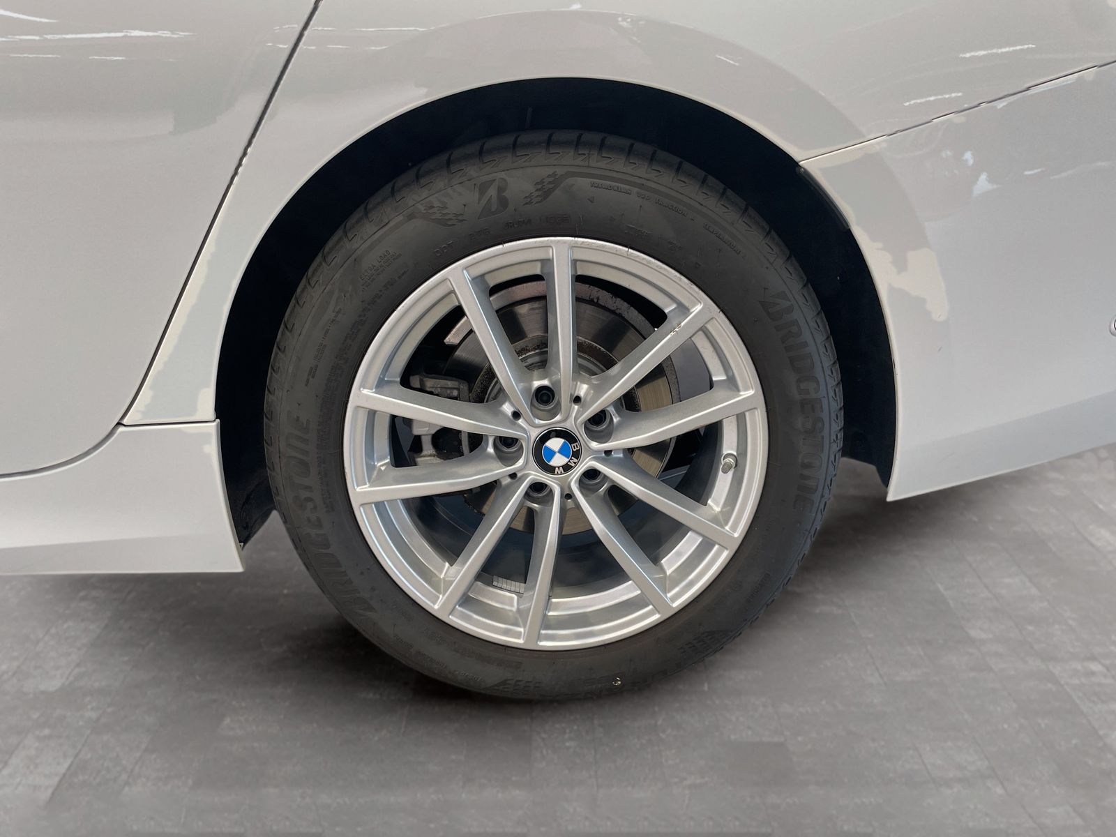 BMW 318i Touring AHK Driv.Assist.Prof Kamera LED