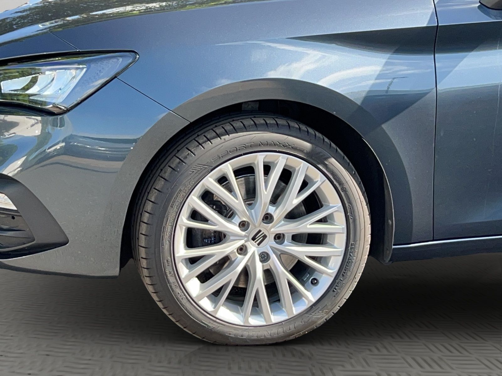 Seat Leon Sportstourer 2.0 TDI DSG Xcellence - Samsaru's Car Outlet