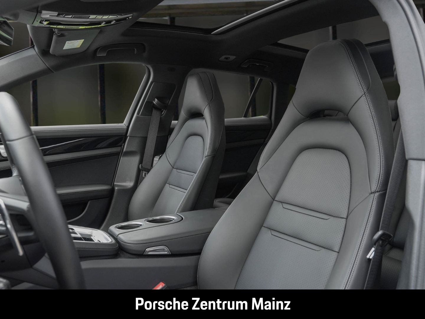 Porsche Panamera 4 E-Hybrid Sport Turismo 1.600km!