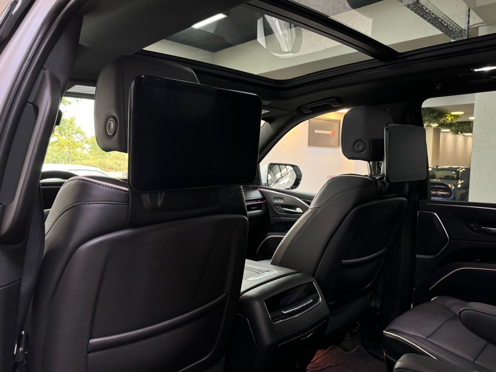 Cadillac ESCALADE ESV SPORT 6.2 V8 - AUS 1. HAND