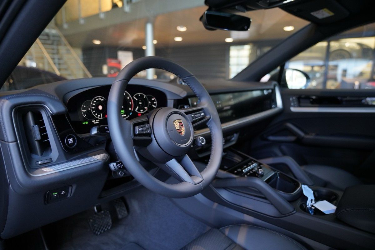Porsche Cayenne Coupe E-Hybrid*SpDes*SpAbg*LUFT*PASM*