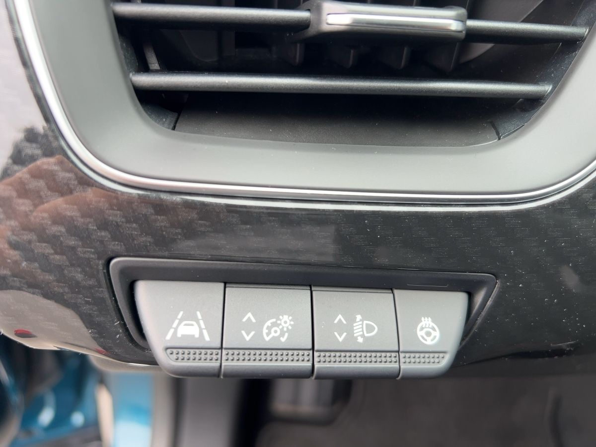 Renault Arkana R.S. LINE E-TECH 145 - Samsaru's Car Outlet