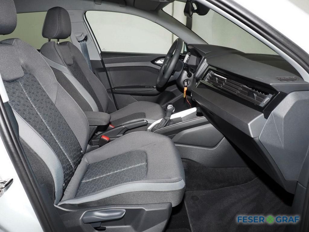 Audi A1 Sportback Advanced 25 TFSI S tronic - Samsaru's Car Outlet