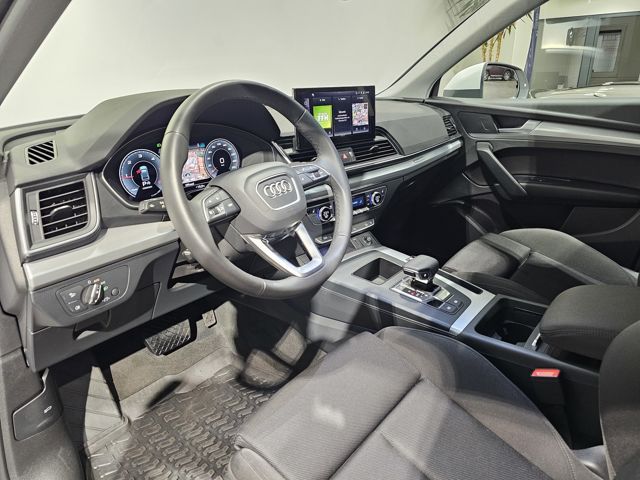 Audi Q5 40 TDI Q. Sport - Samsaru's Car Outlet