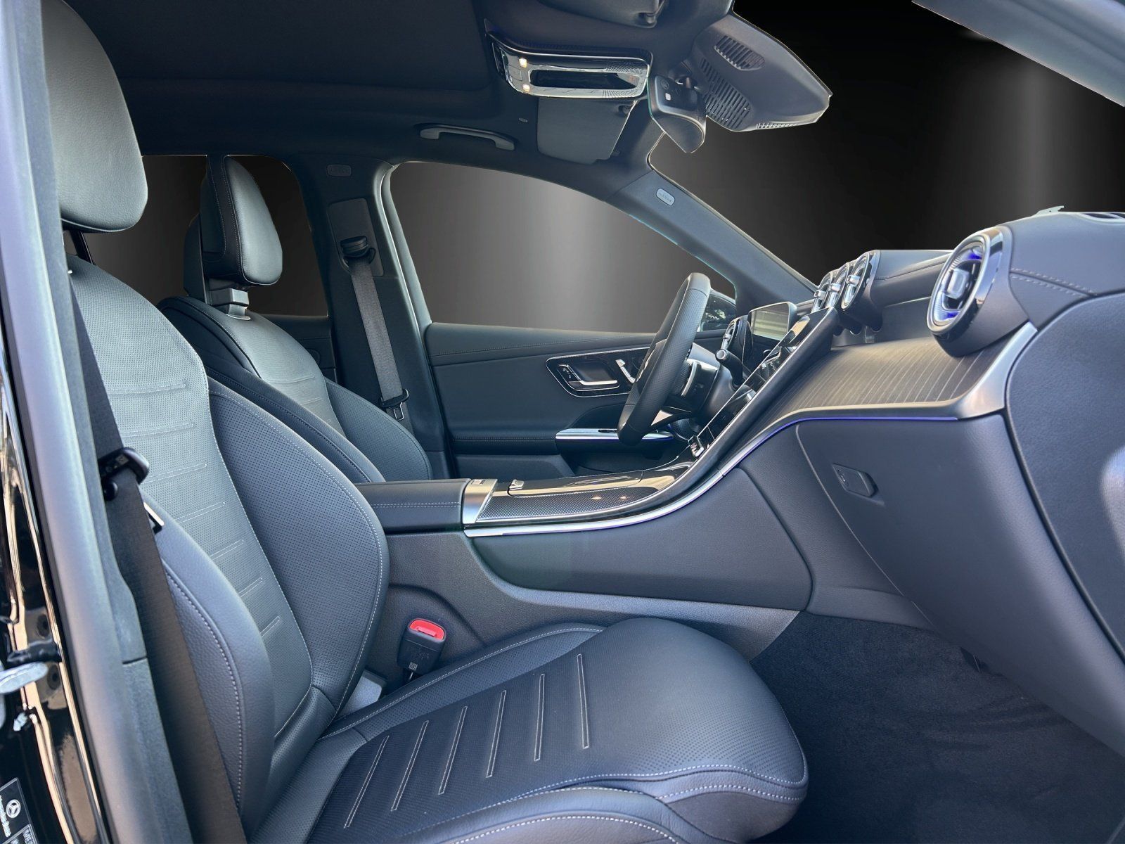 Mercedes-Benz GLC 300d 4M AMG AIRMATIC Burmester AHK Pano 360