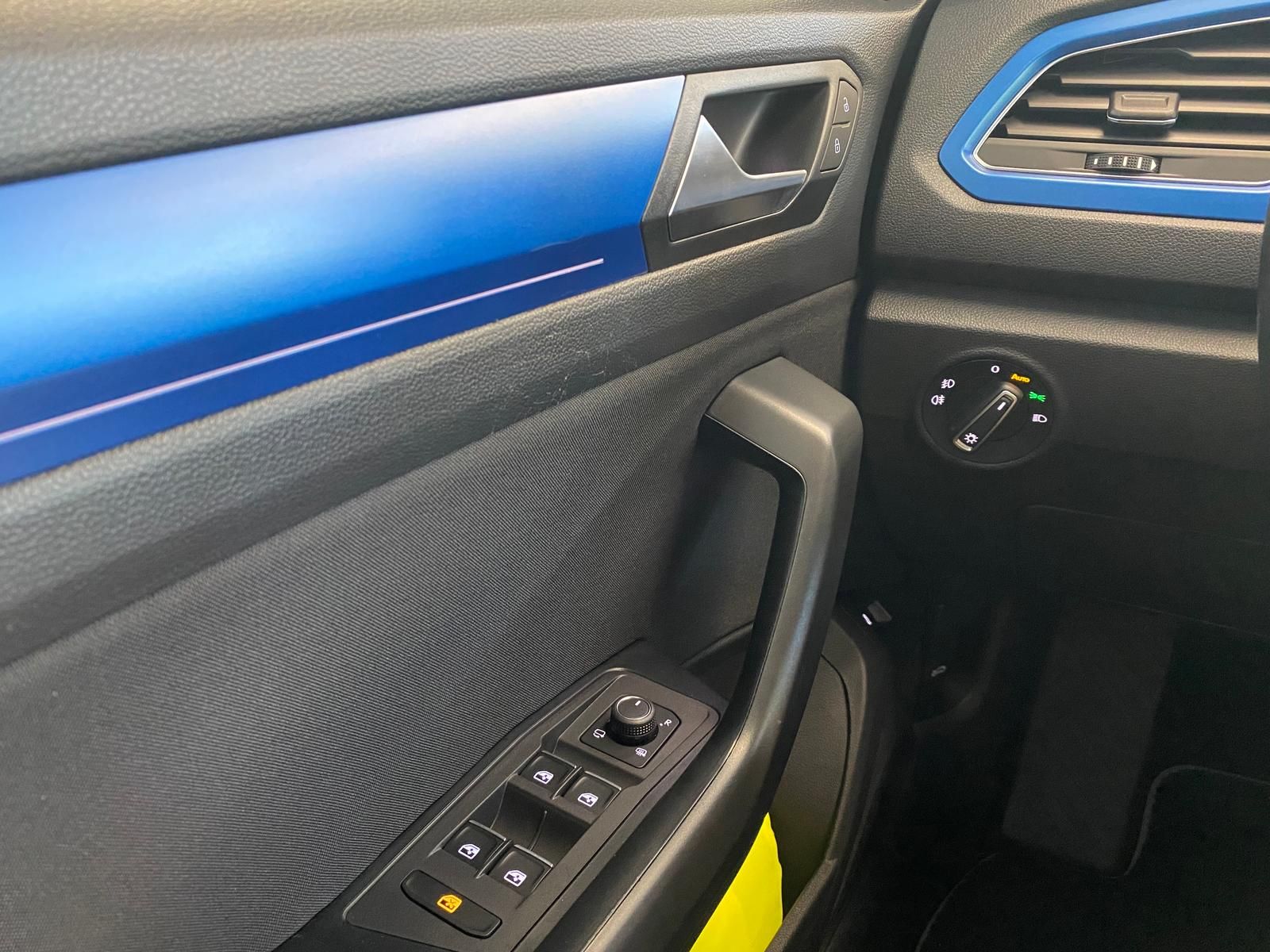 Volkswagen T-Roc 1.5 TSI DSG - Samsaru's Car Outlet