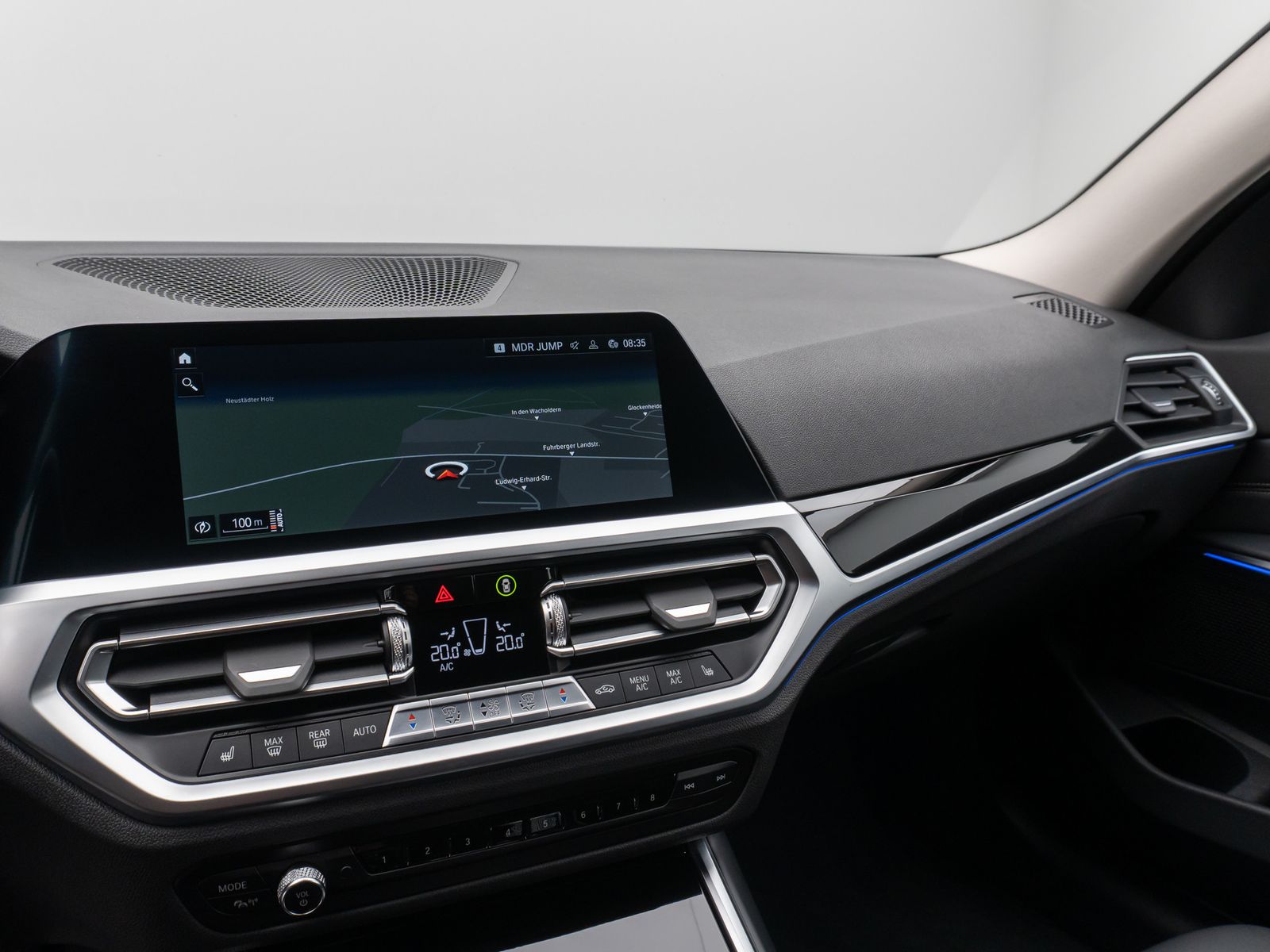 BMW 320d SportLine - Samsaru's Car Outlet