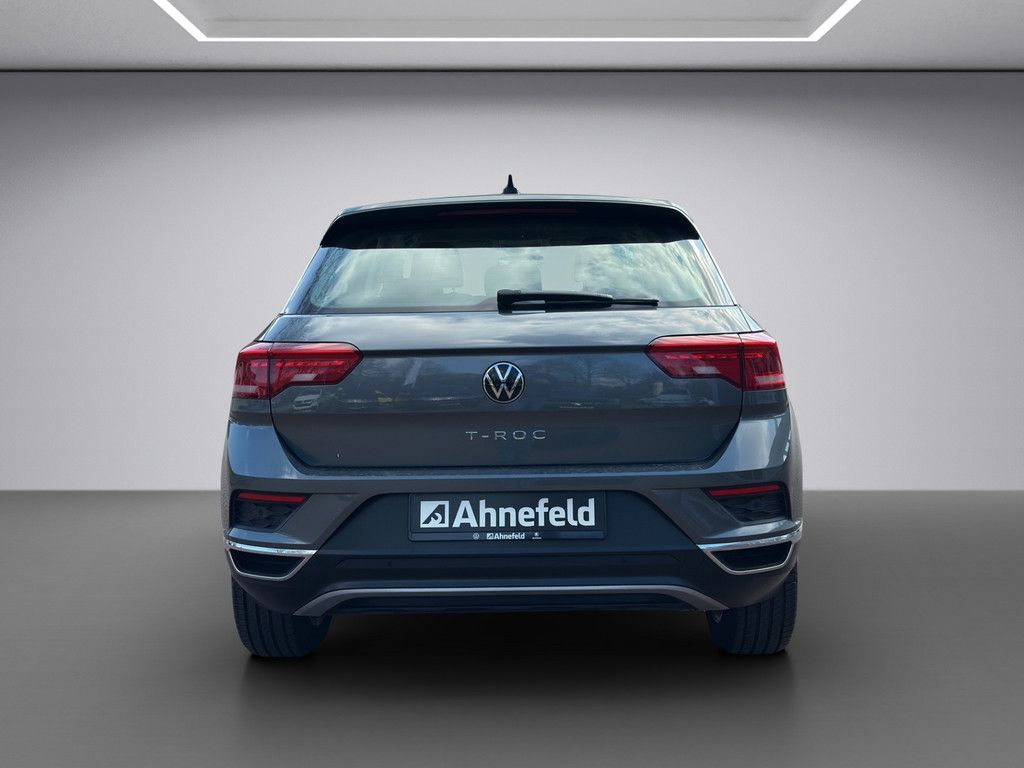 Volkswagen T-Roc 2.0 TDI Style - Samsaru's Car Outlet