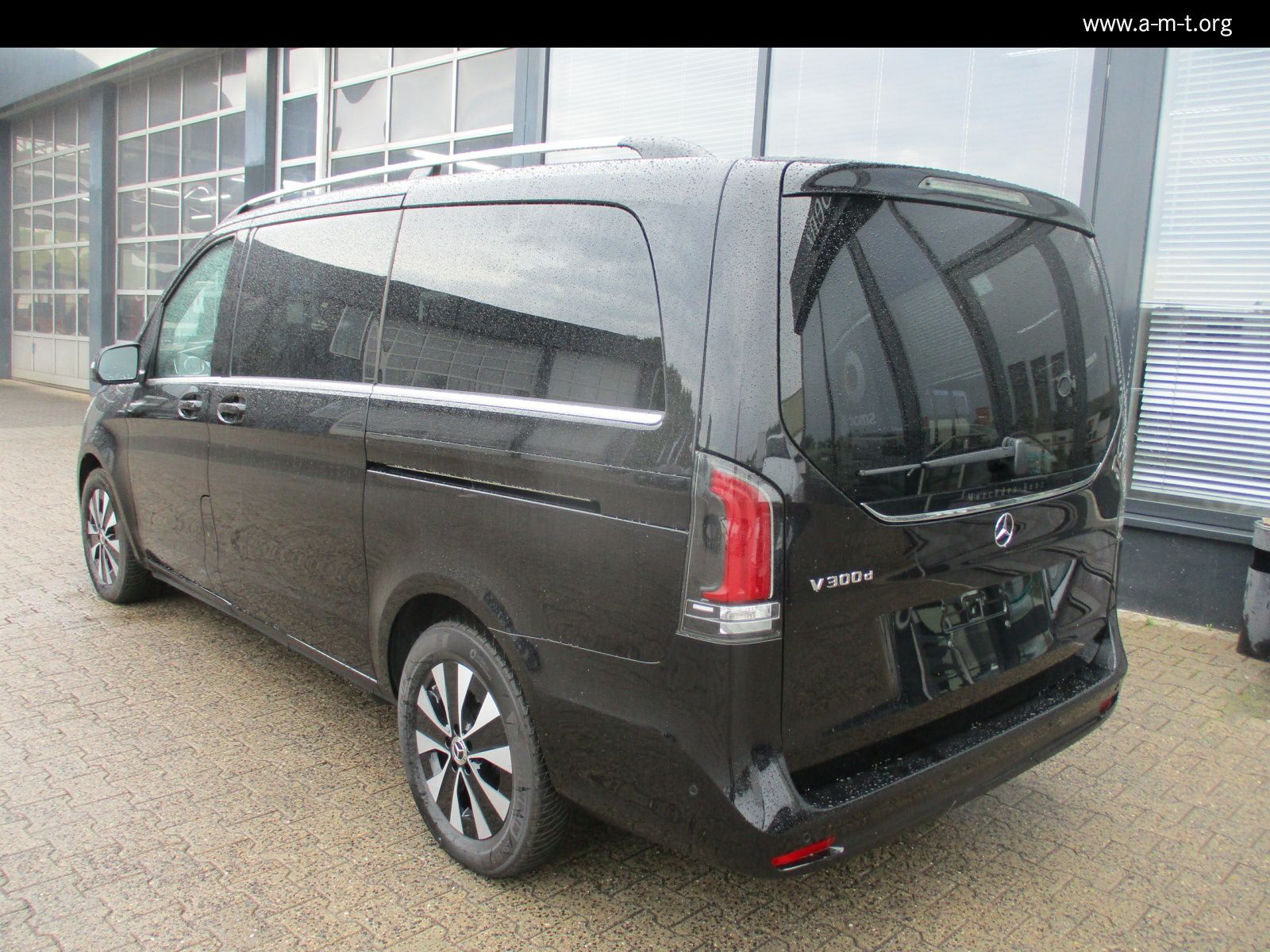 Mercedes-Benz V 300 d Avantg lang - Samsaru's Car Outlet