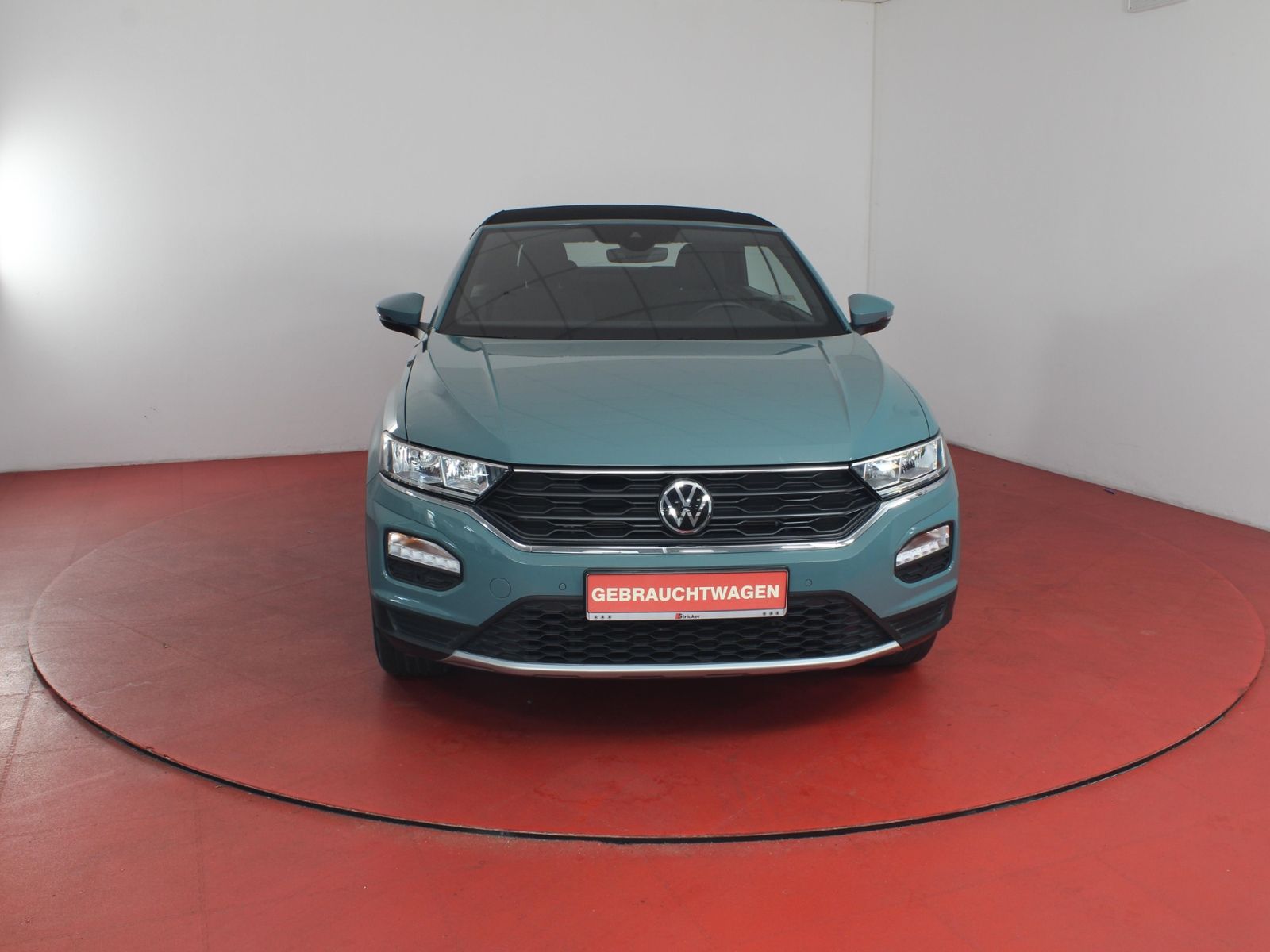 Volkswagen T-Roc Style 1.0TSI - Samsaru's Car Outlet