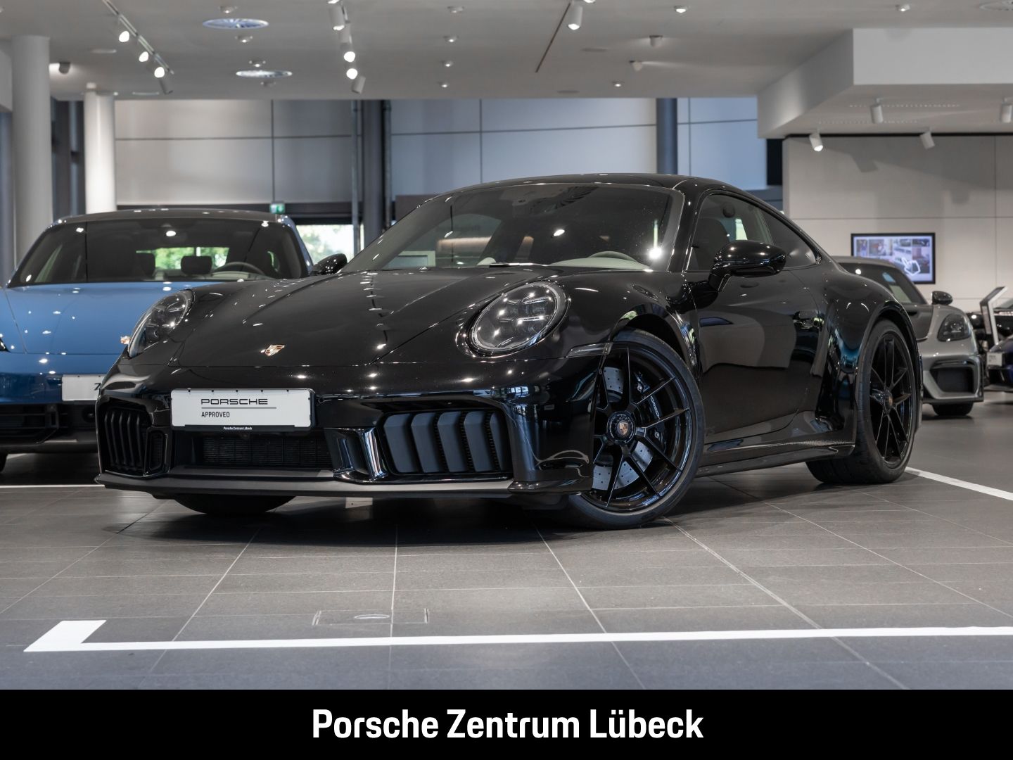 Porsche 992 911 Carrera 4 GTS BOSE Sportabgasanlage LED