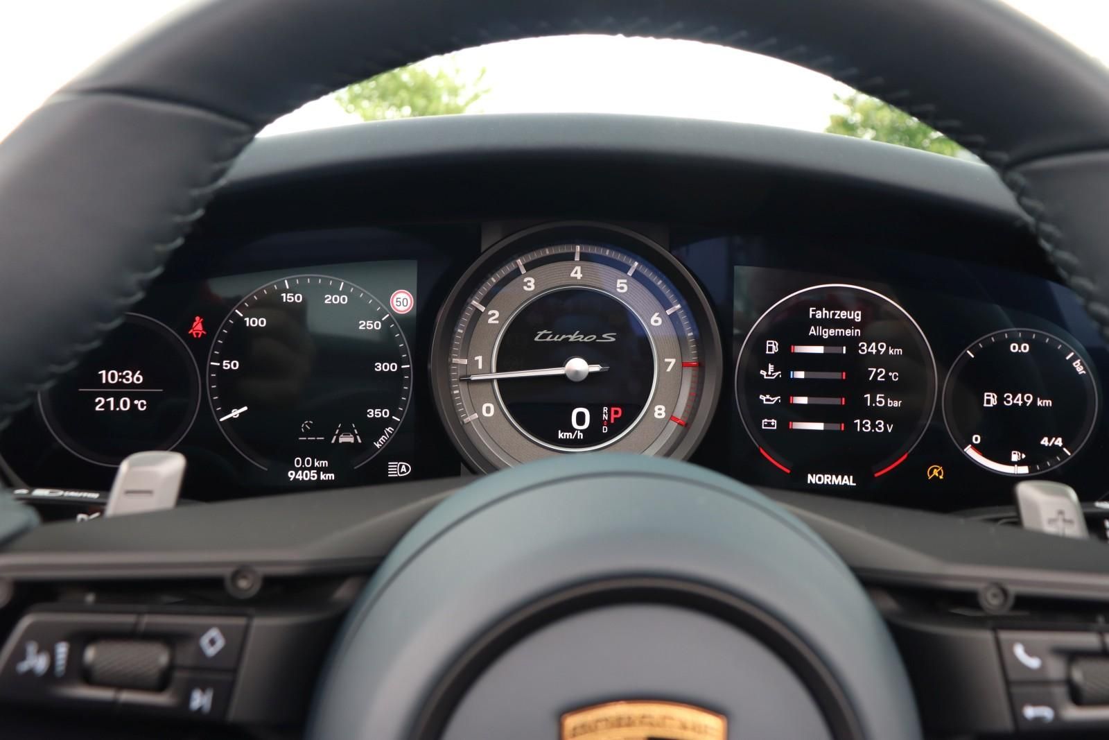 Porsche 992 Turbo S Cabrio +LIFT+NACHTSICHT+SITZBELÜFTUN