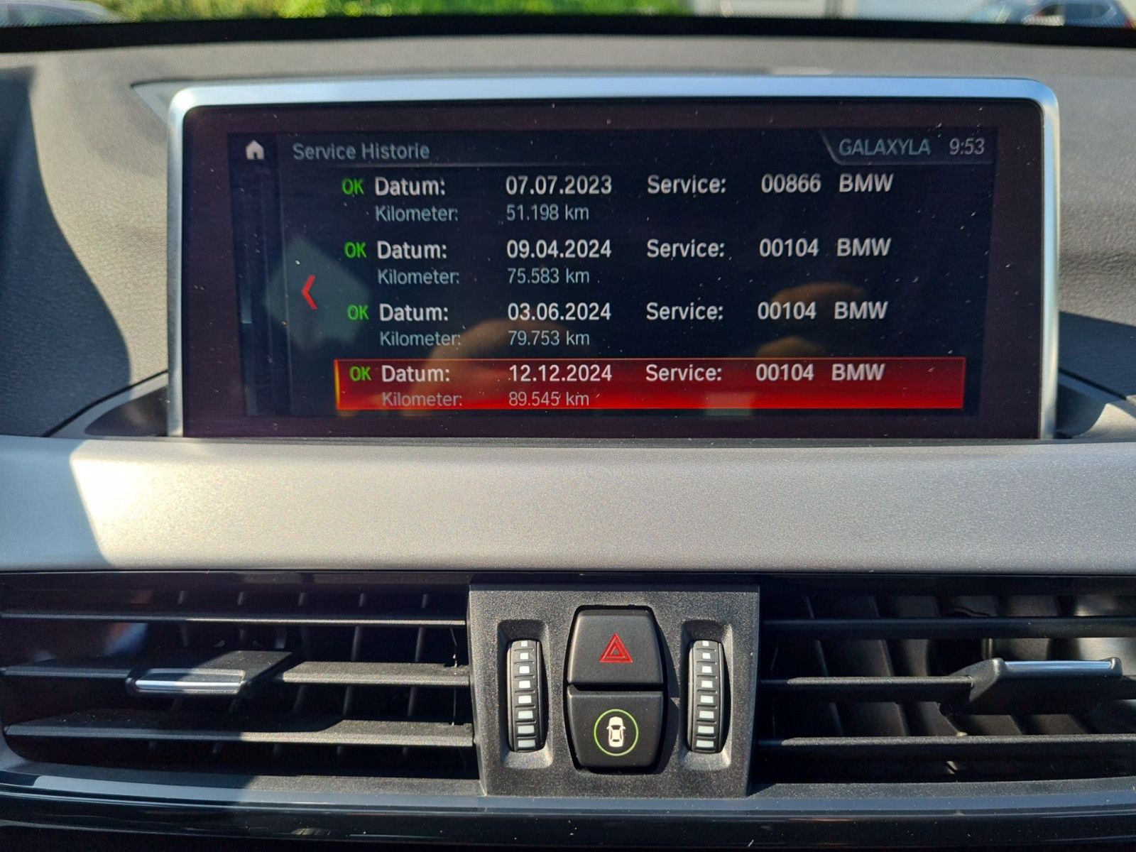 BMW X1 18d xDrive Business - Samsaru's Car Outlet