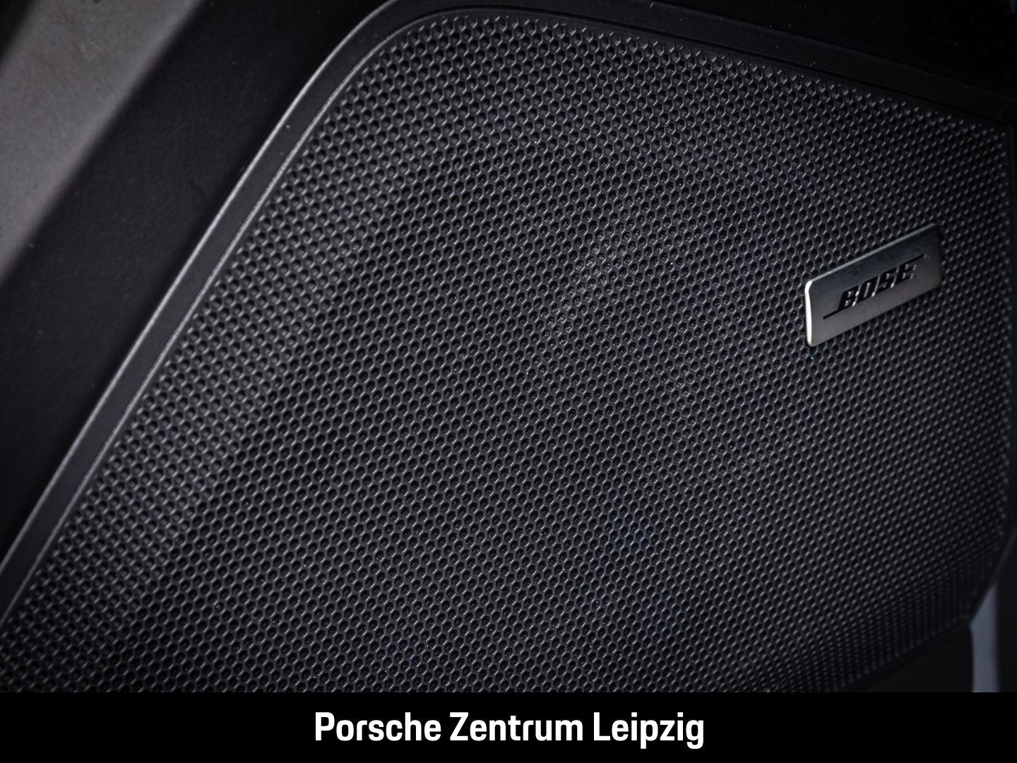 Porsche Cayenne S E-Hybrid HA-Lenkung InnoDrive Head-Up