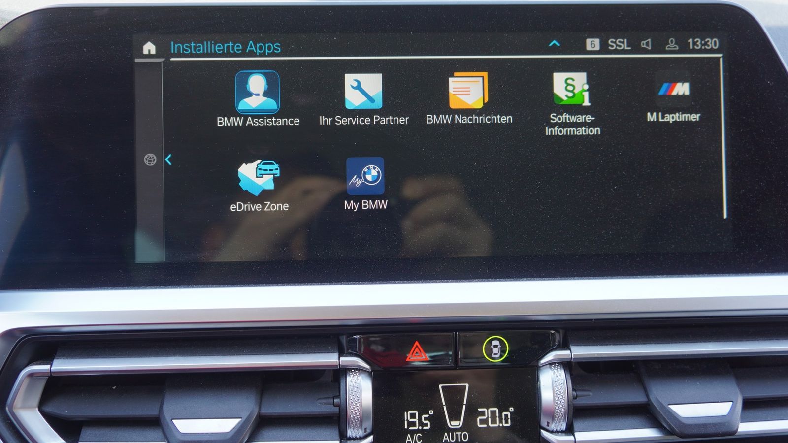 BMW 320e Touring xDrive Sport Line - Samsaru's Car Outlet
