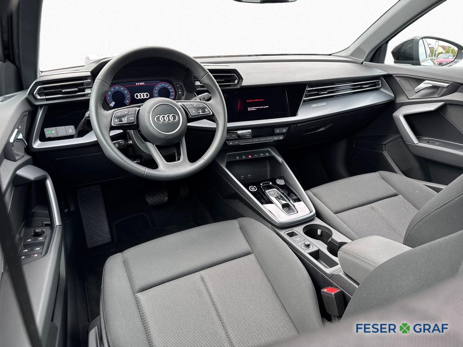 Audi A3 Limousine 30 TFSI 85 kW S tro.+CARPLAY+SITZHE