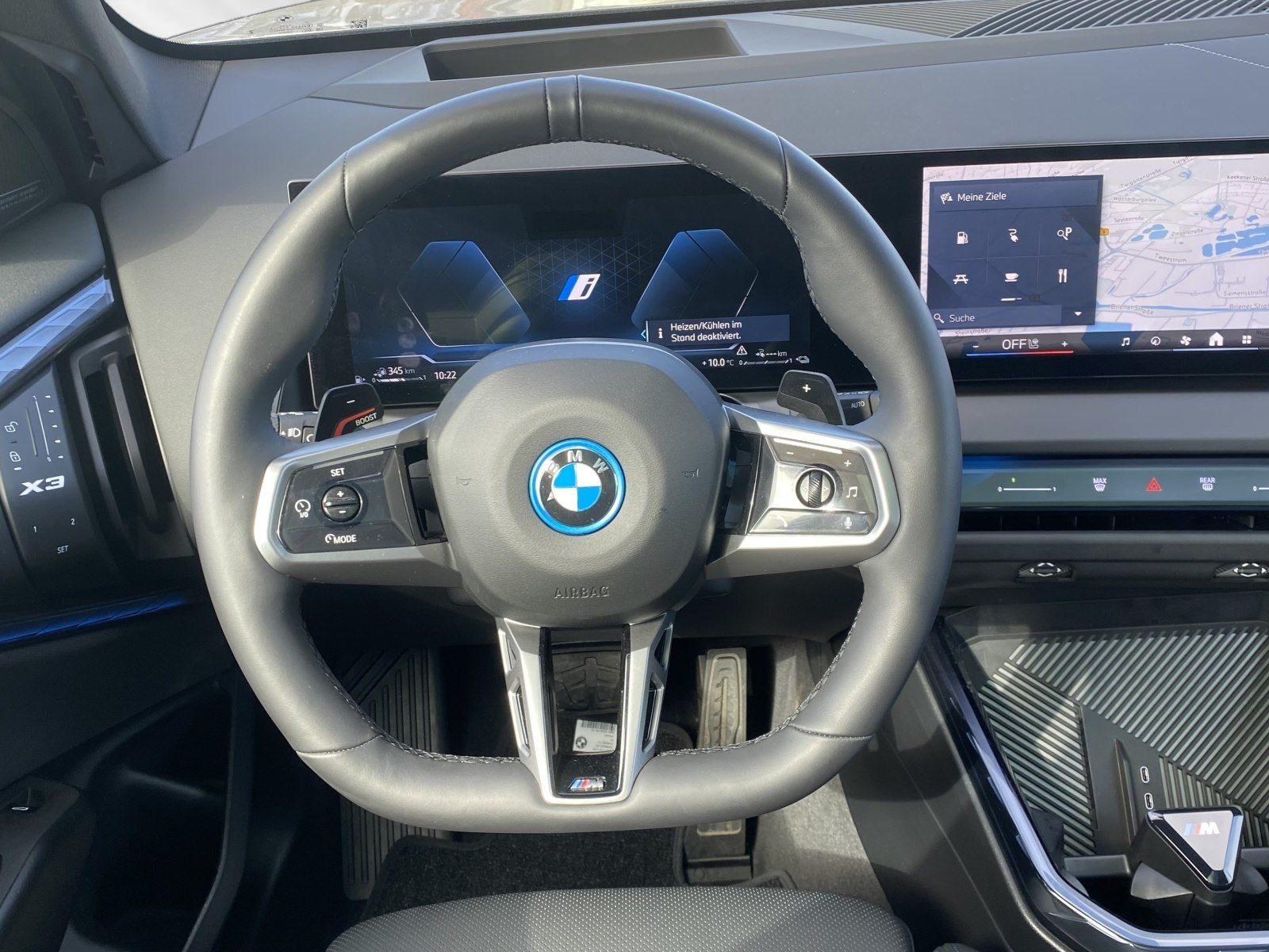BMW X3 30e xDrive M Sport|AHK|Pano|Head-Up