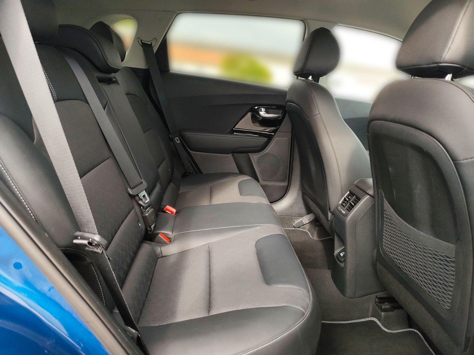 Kia Niro 1.6 GDI Hybrid Spirit - Samsaru's Car Outlet