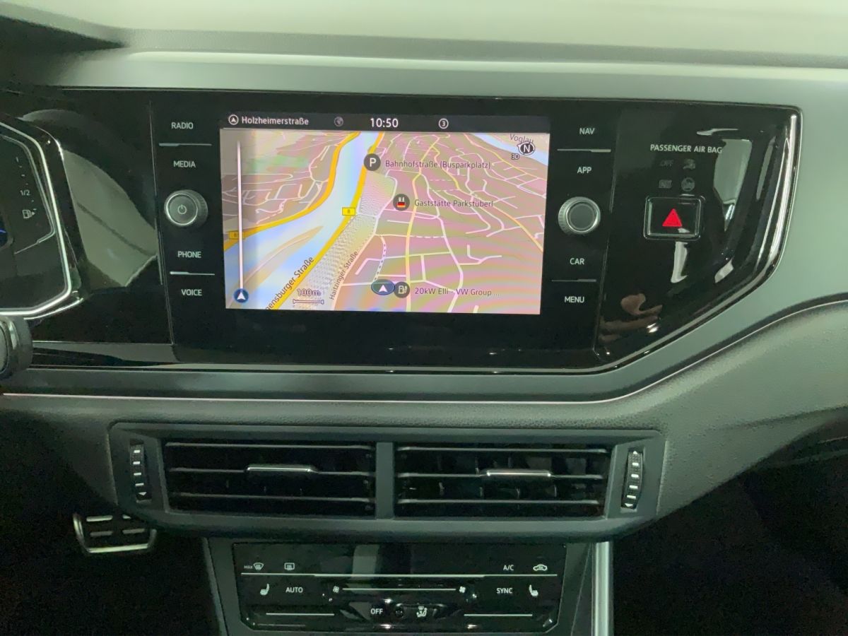 Volkswagen Taigo 1.5 TSI DSG - Samsaru's Car Outlet