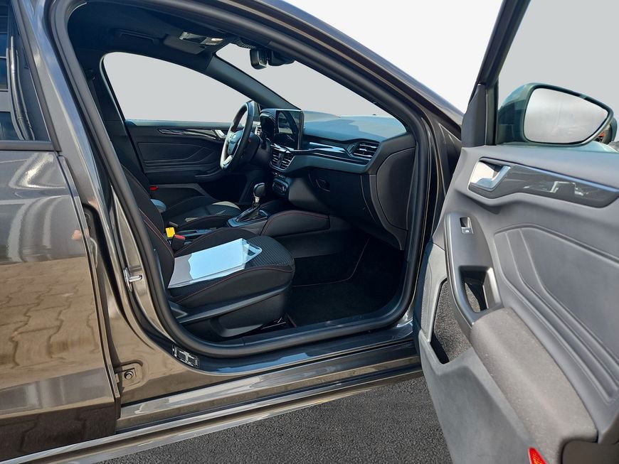 Ford Focus Turnier 1.0 EcoBoost Hybrid Aut. ST-LINE X