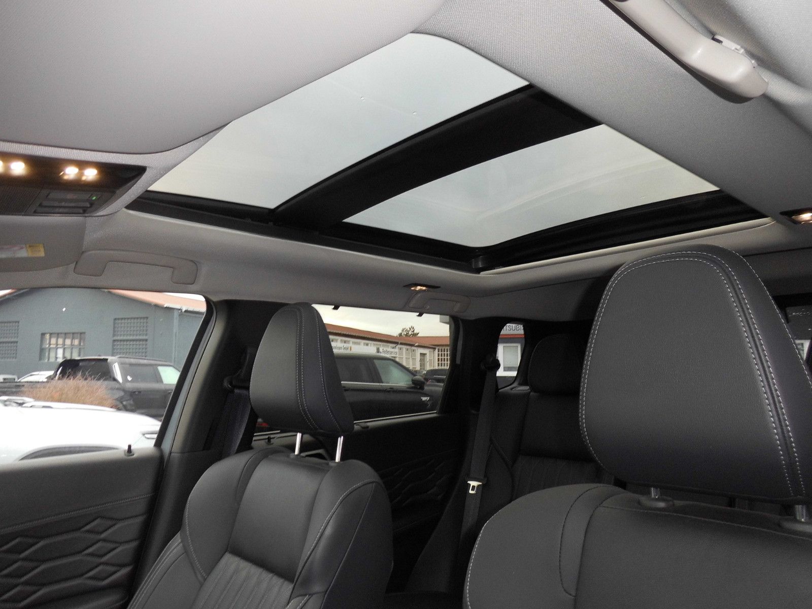 Mitsubishi Outlander 2.4 PHEV 4WD Top