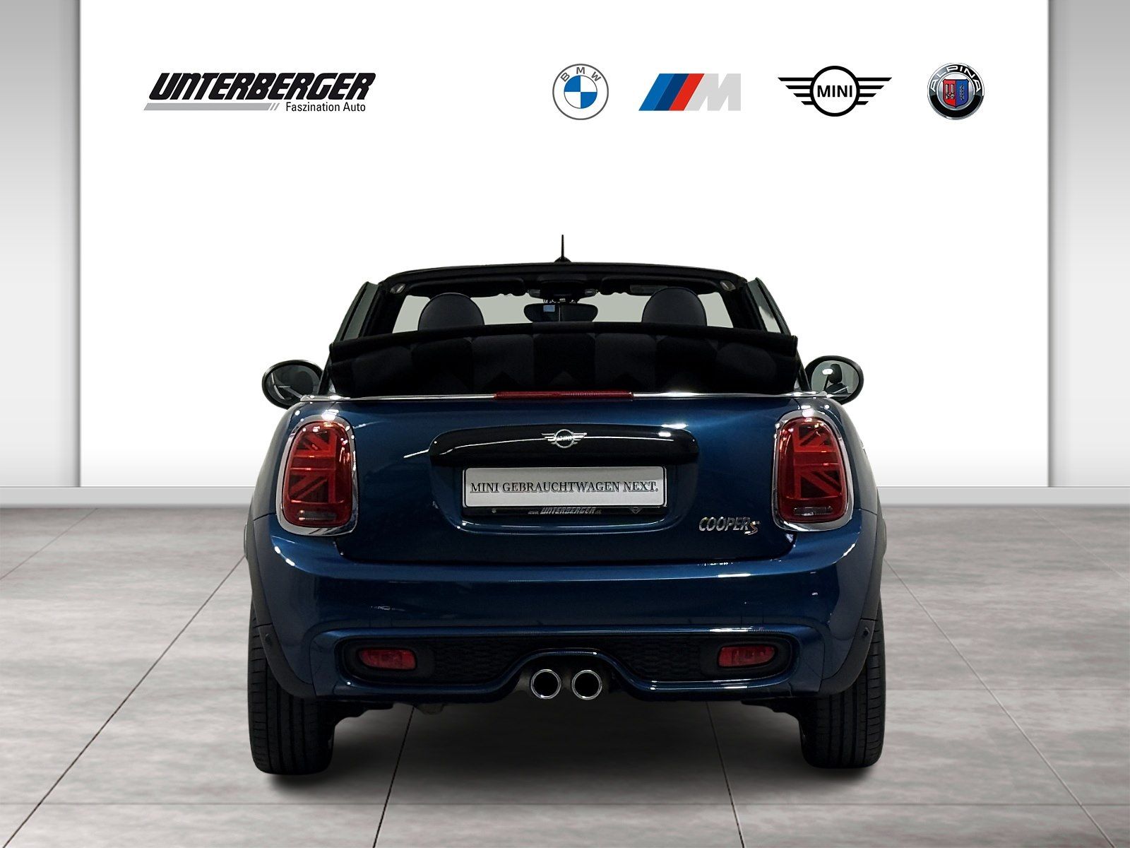 MINI Cooper S Cabrio Sidewalk - Samsaru's Car Outlet