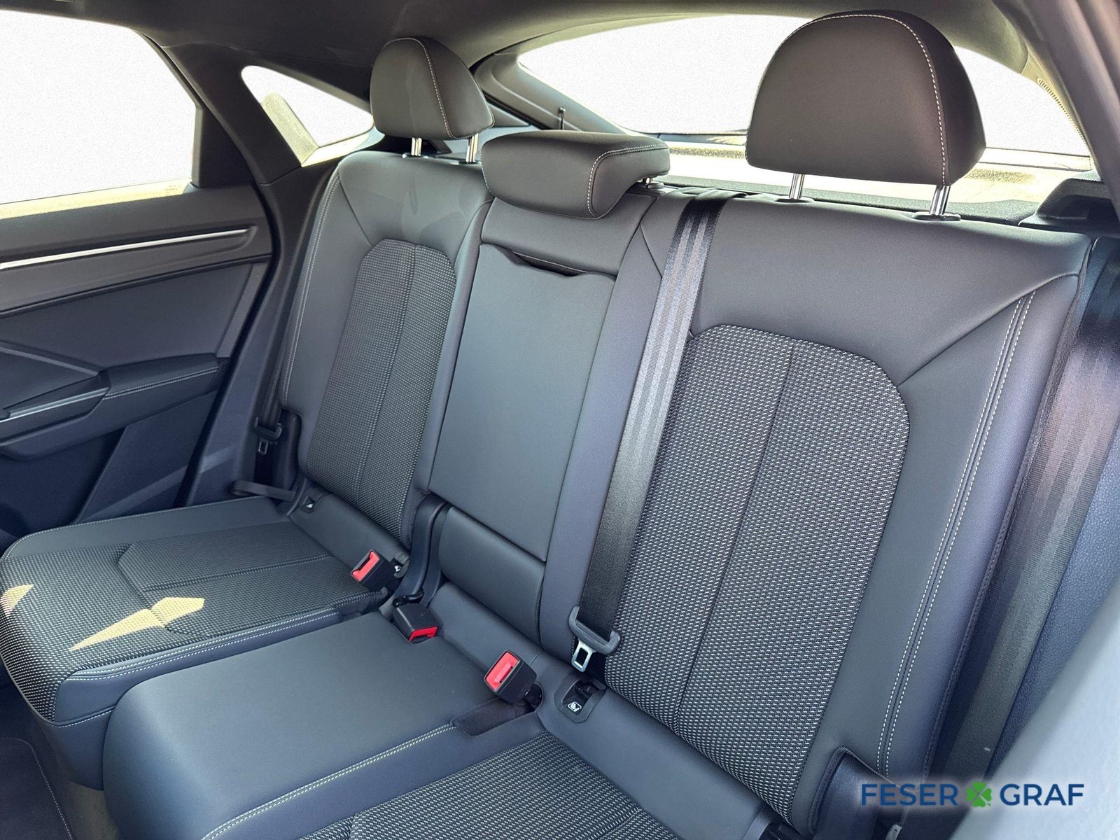 Audi Q3 Sportback 40 TFSI quattro S line - Samsaru's Car Outlet