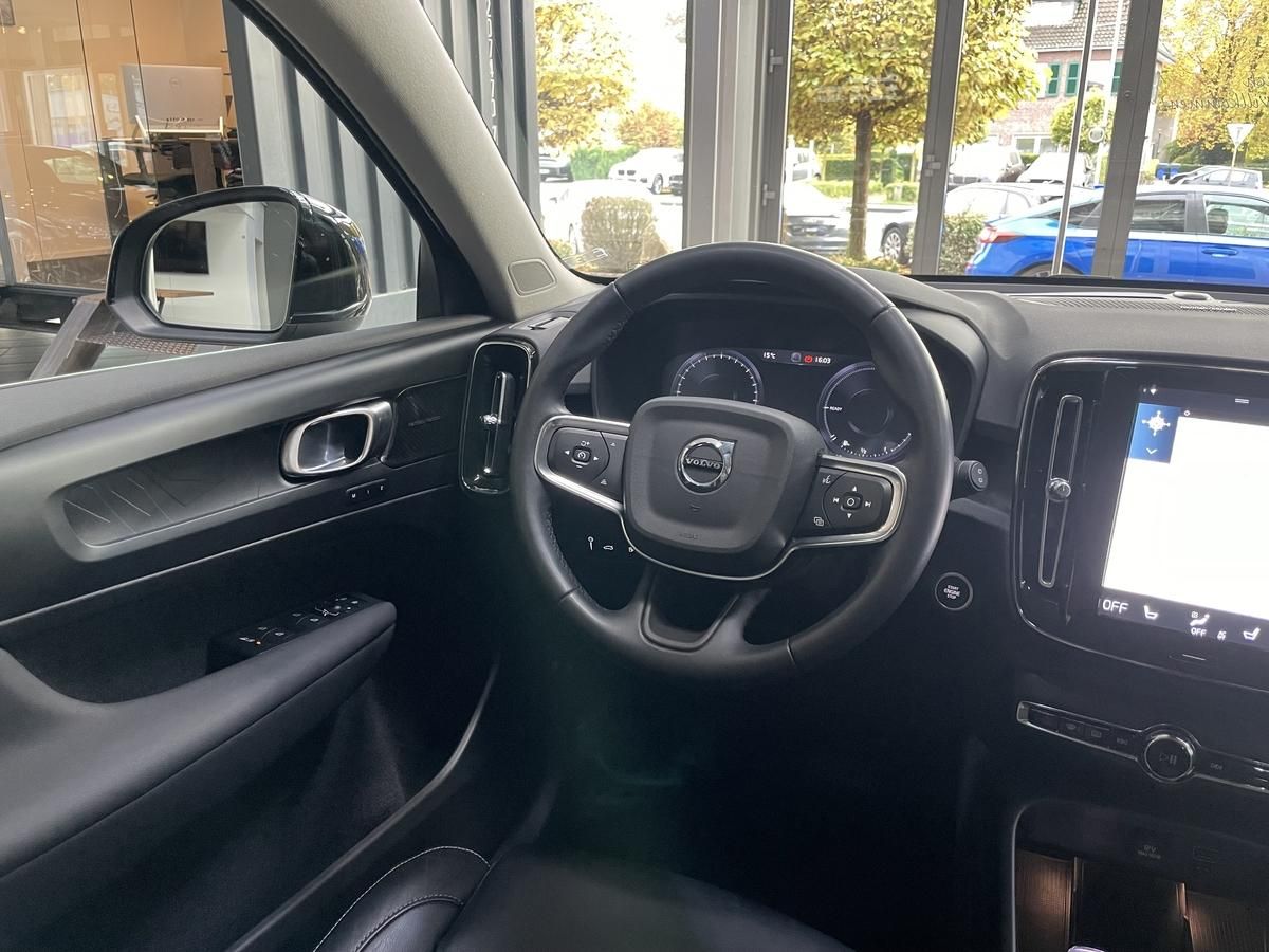 Volvo XC40  T4 Recharge Plus Bright LED Navi AHK