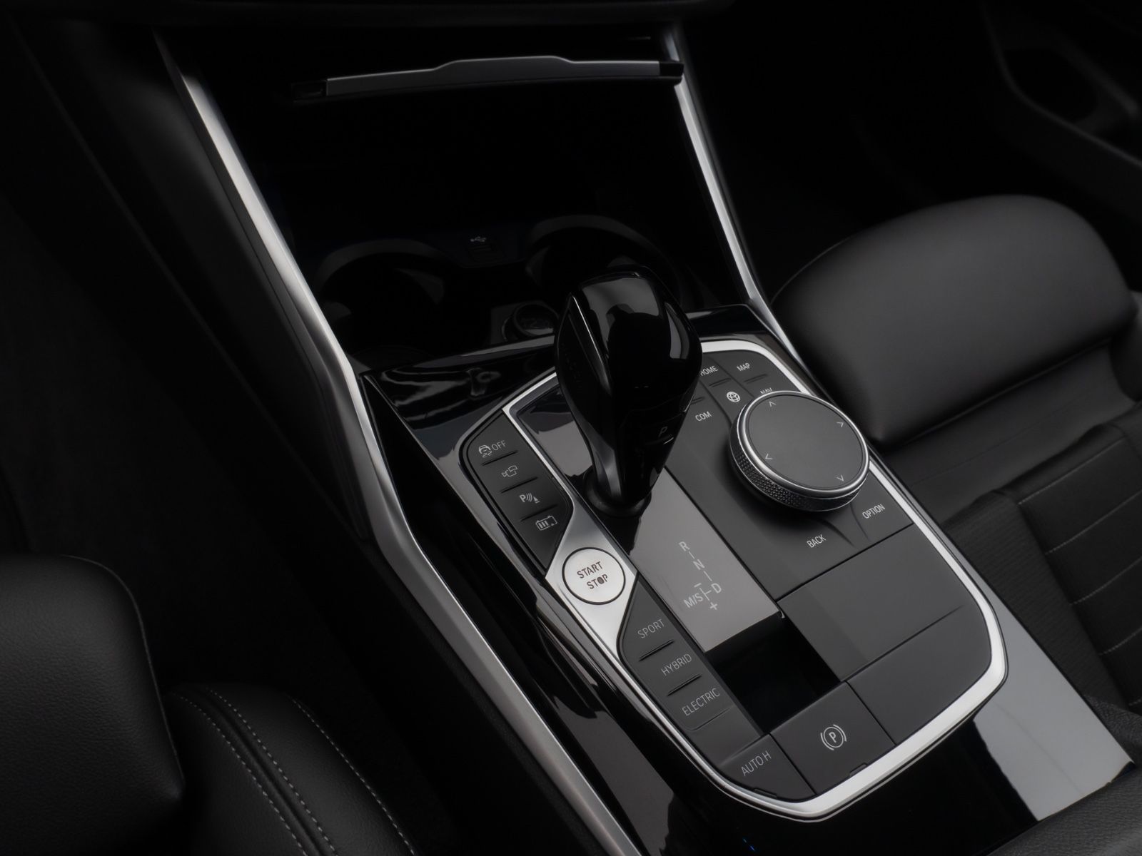 BMW 330e xD Sport Line 360°DAB Stop&Go LED Alarm AHK