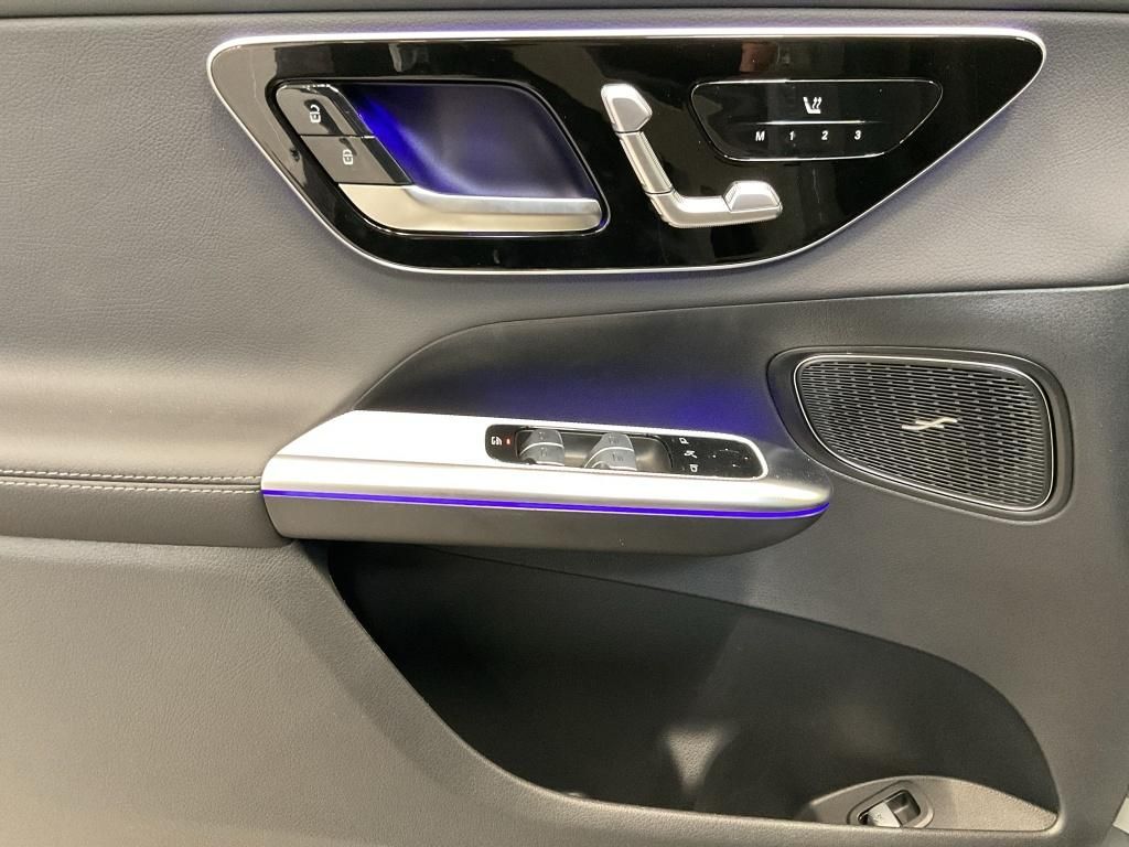 Mercedes-Benz GLC 300 de 4M AMG NIGHT PANO DISTRONIC AHK 360°