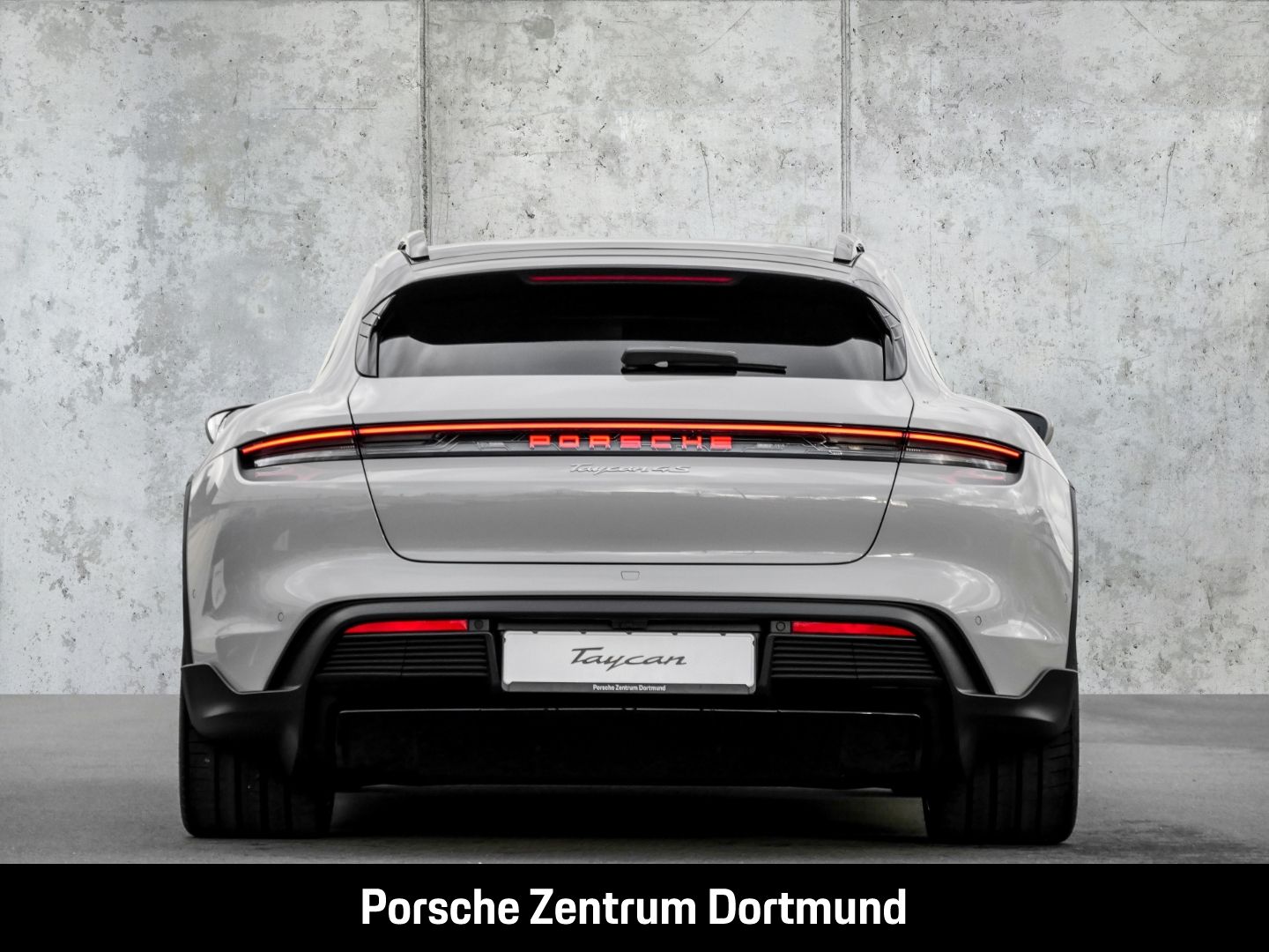 Porsche Taycan 4S Cross Turismo Head-Up Surround-View