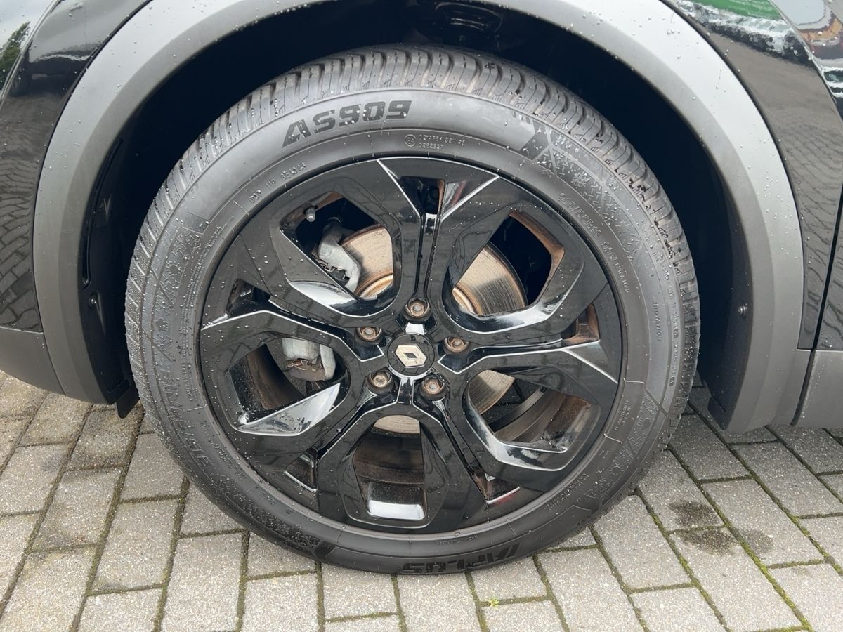 Renault Captur RIVE GAUCHE E-TECH Plug-in - Samsaru's Car Outlet