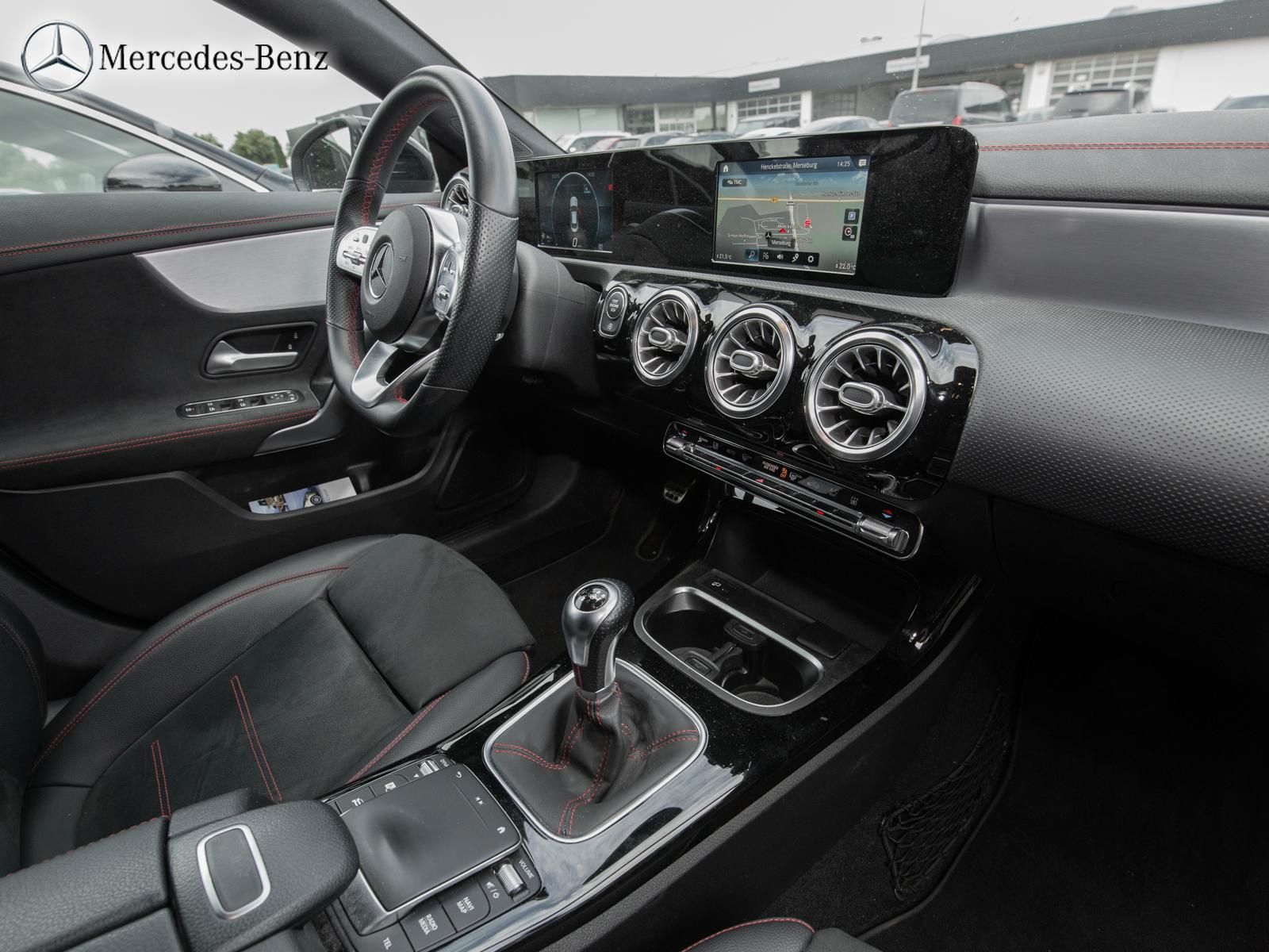 Mercedes-Benz CLA 200 Coupé AMG - Samsaru's Car Outlet