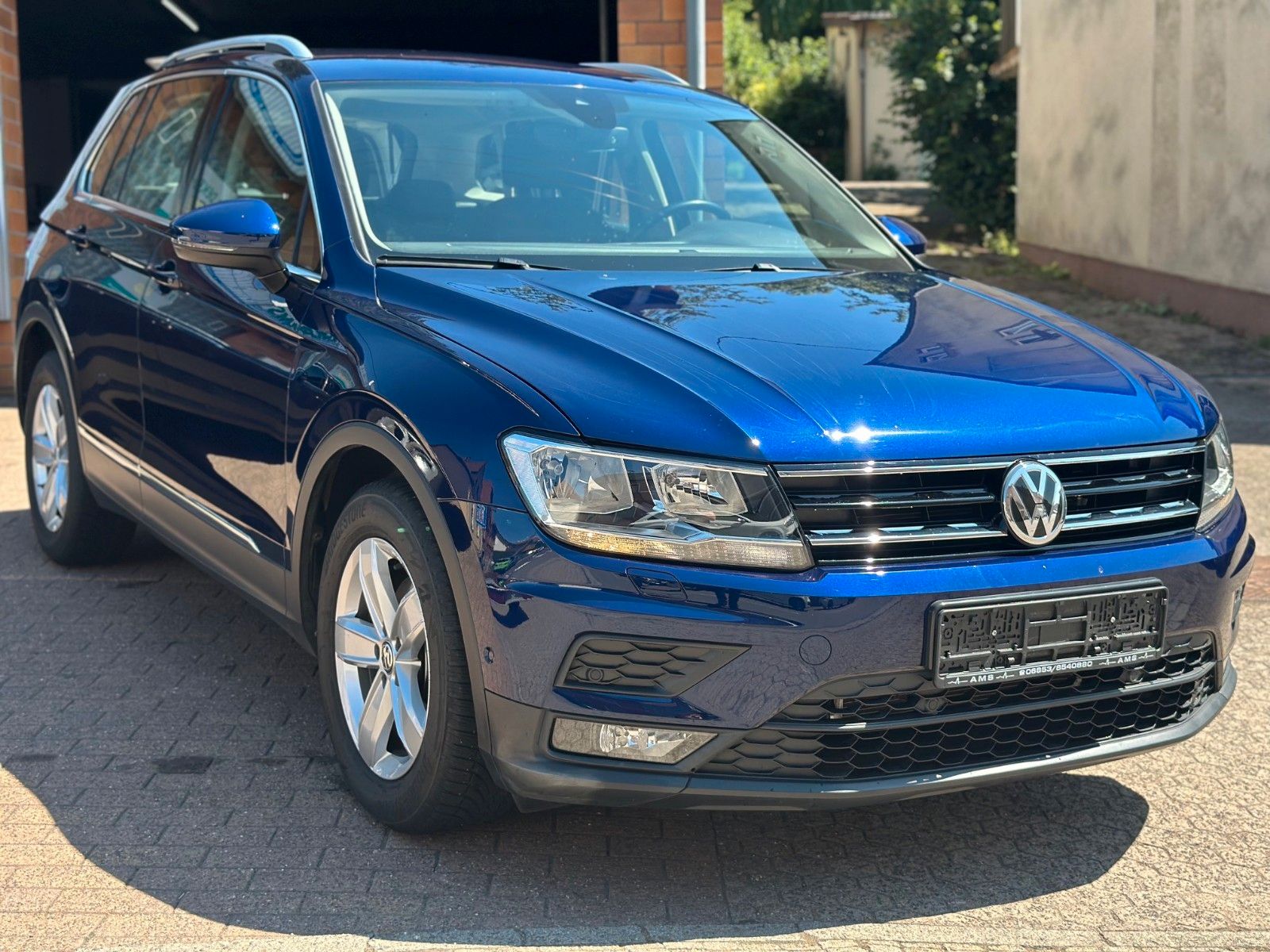 Volkswagen Tiguan Comfortline - Samsaru's Car Outlet