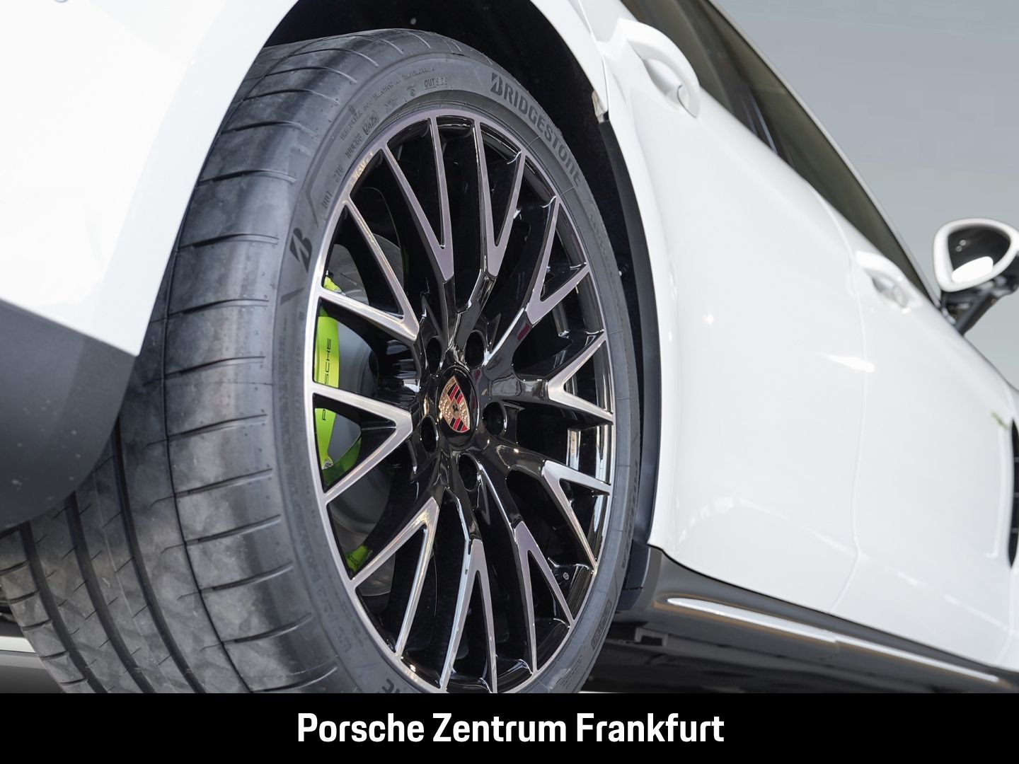 Porsche Panamera 4 E-Hybrid HA-Lenkung InnoDrive Head-Up