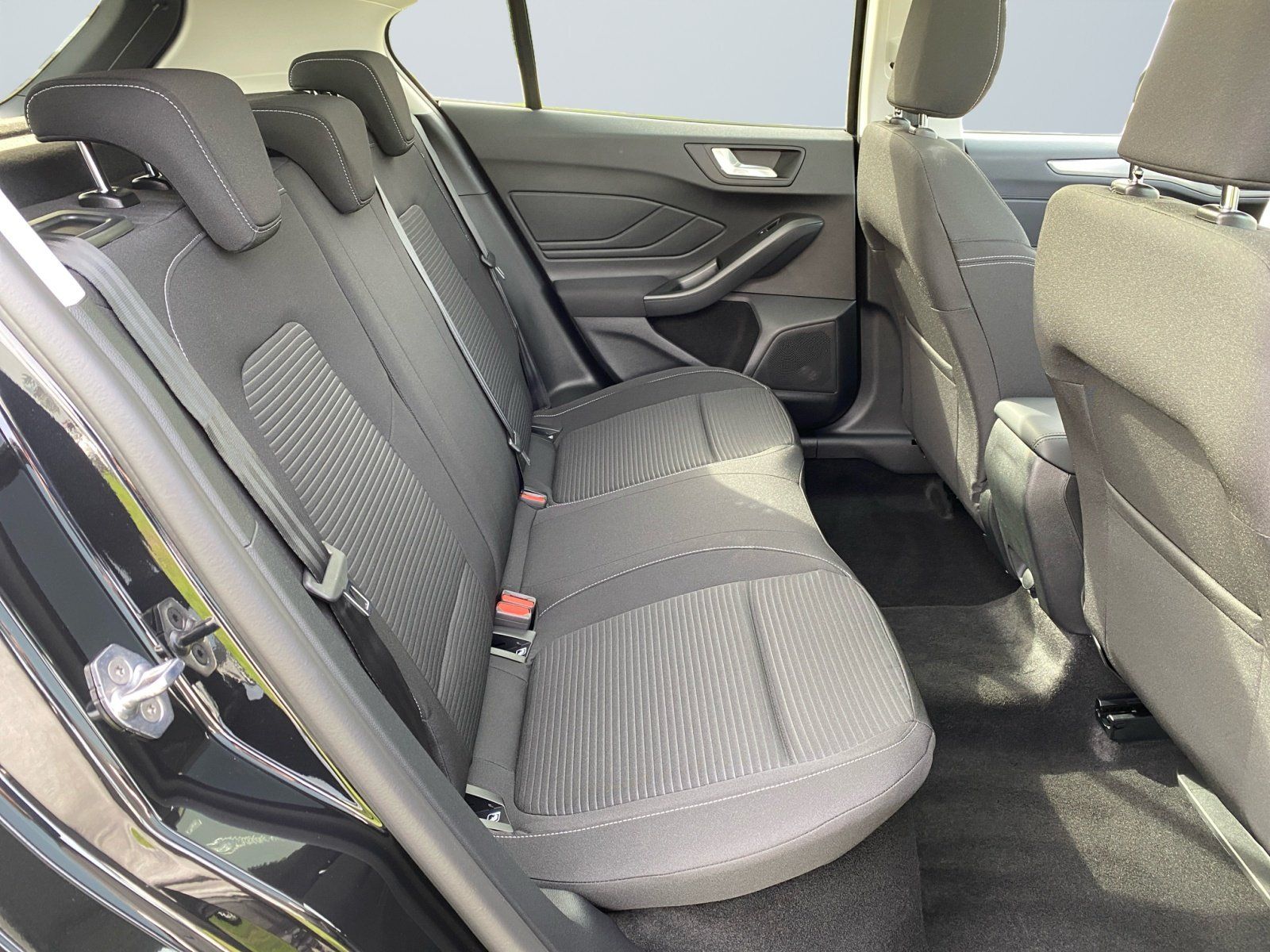 Ford Focus Titanium Edition 1.0 EcoBoost ACC PDC KAM