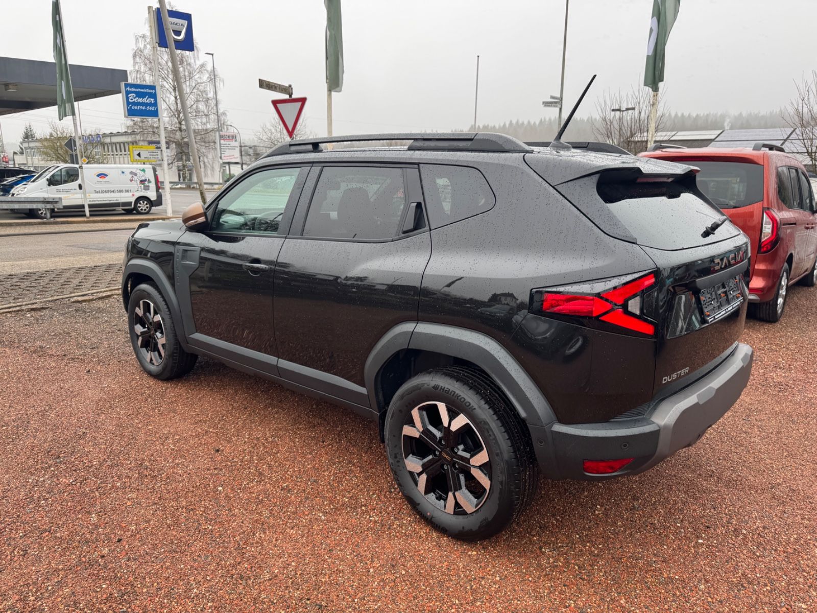 Dacia Neuer Duster Extreme TCE 130 - Samsaru's Car Outlet