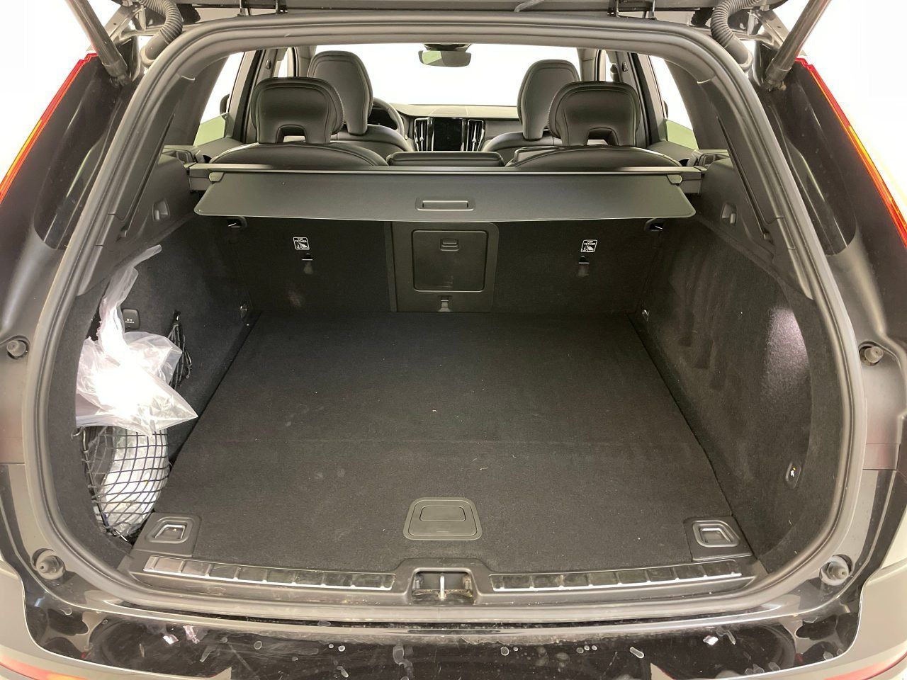 Volvo XC 60 T6 AWD Ultra Black Ed. Plug-In
